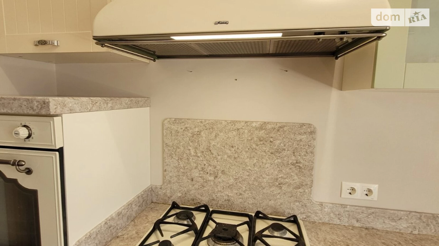 Продается дом на 2 этажа 224 кв. м с гаражом, цена: 399000 $ - фото 4