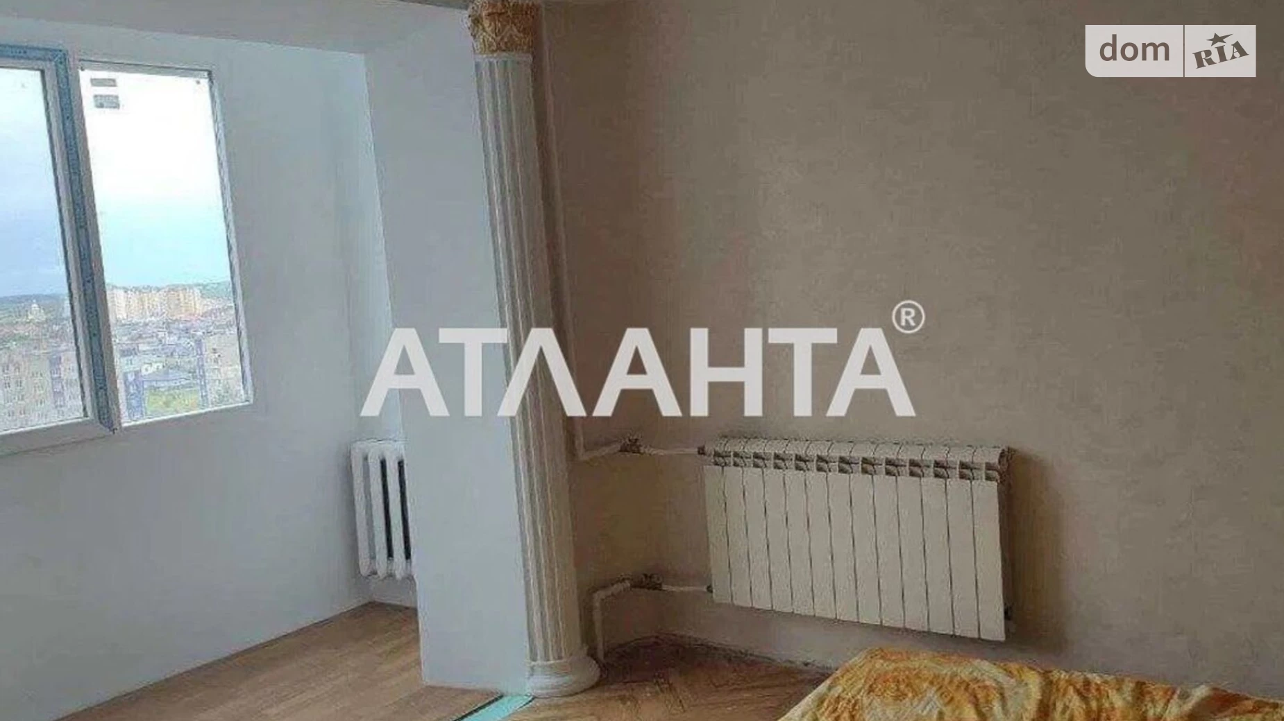 Продается 4-комнатная квартира 82 кв. м в Львове, ул. Драгана