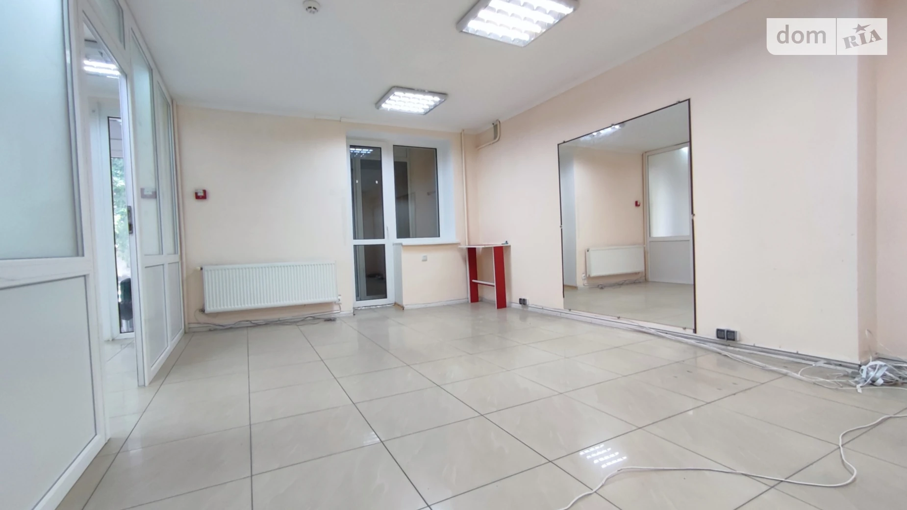 Продается офис 109 кв. м в бизнес-центре, цена: 100000 $ - фото 3