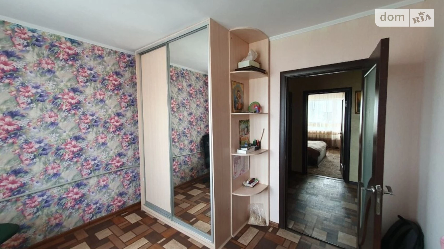 Продается 3-комнатная квартира 65 кв. м в Хмельницком, ул. Тернопольская
