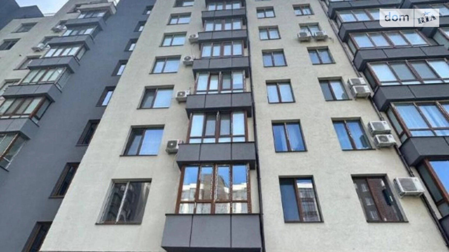 Продается 1-комнатная квартира 41 кв. м в Фонтанке, ул. Академика Заболотного(Чехова вулиця)