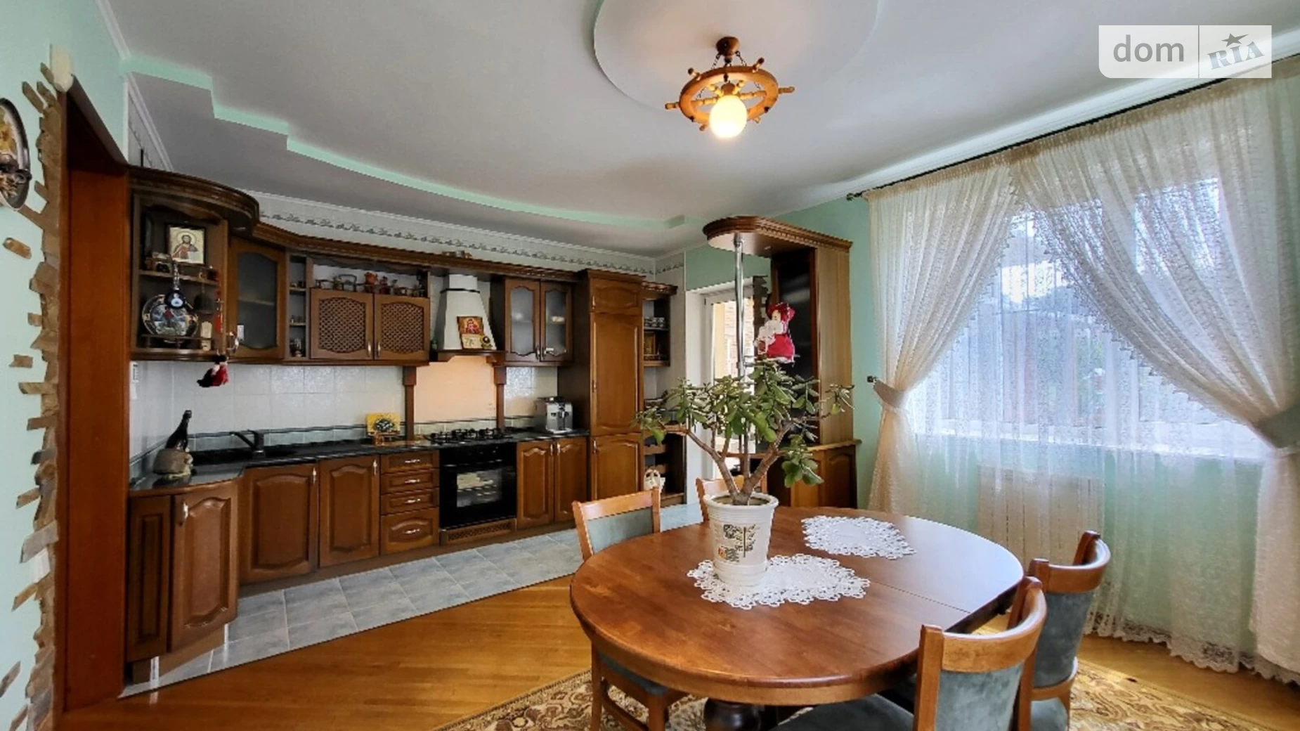 Продается дом на 2 этажа 250.2 кв. м с камином, цена: 280000 $ - фото 4