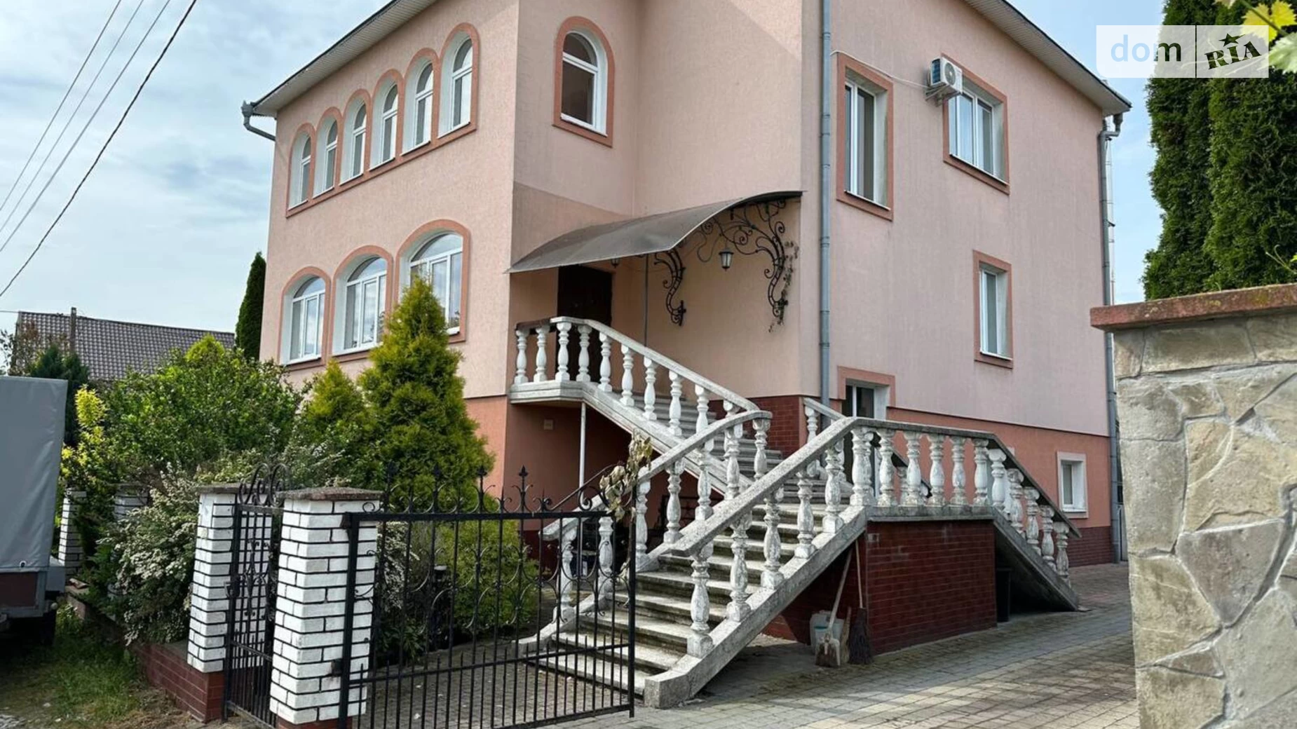 Продається будинок 3 поверховий 388 кв. м з верандою, цена: 145000 $ - фото 2