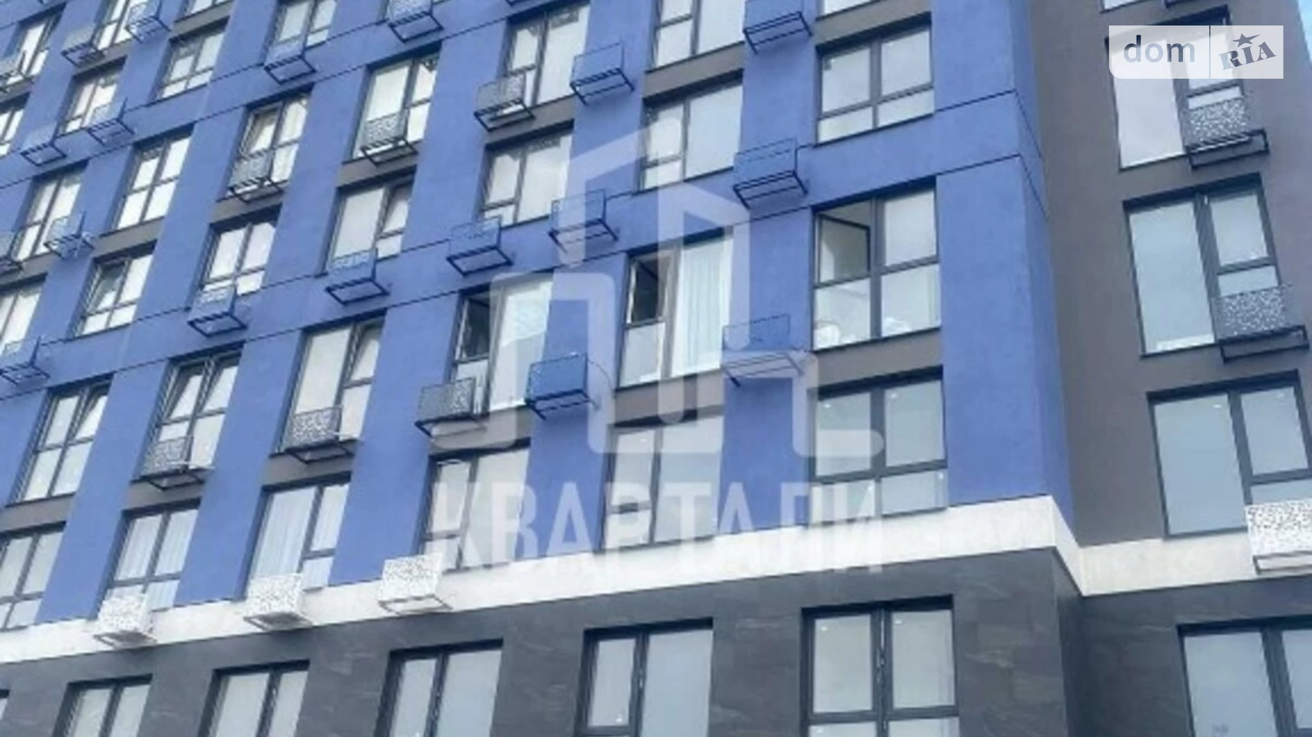 Продается 2-комнатная квартира 54 кв. м в Киеве, ул. Святослава Храброго, 11Б