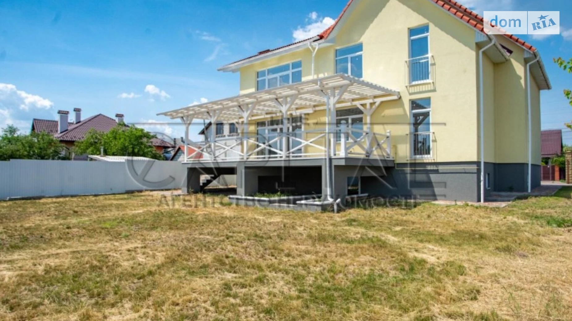 Продается дом на 2 этажа 332 кв. м с баней/сауной, цена: 295000 $ - фото 3