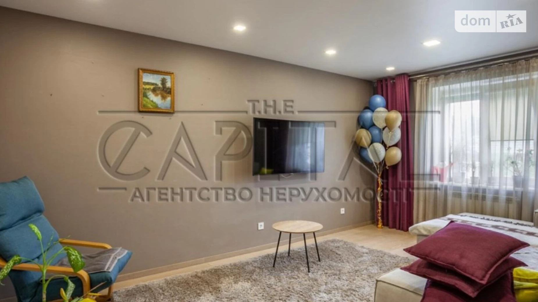 Сдается в аренду дом на 3 этажа 250 кв. м с балконом, цена: 1500 $ - фото 5