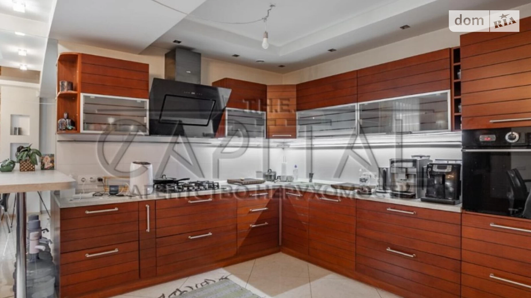 Сдается в аренду дом на 3 этажа 250 кв. м с балконом, цена: 1500 $ - фото 3
