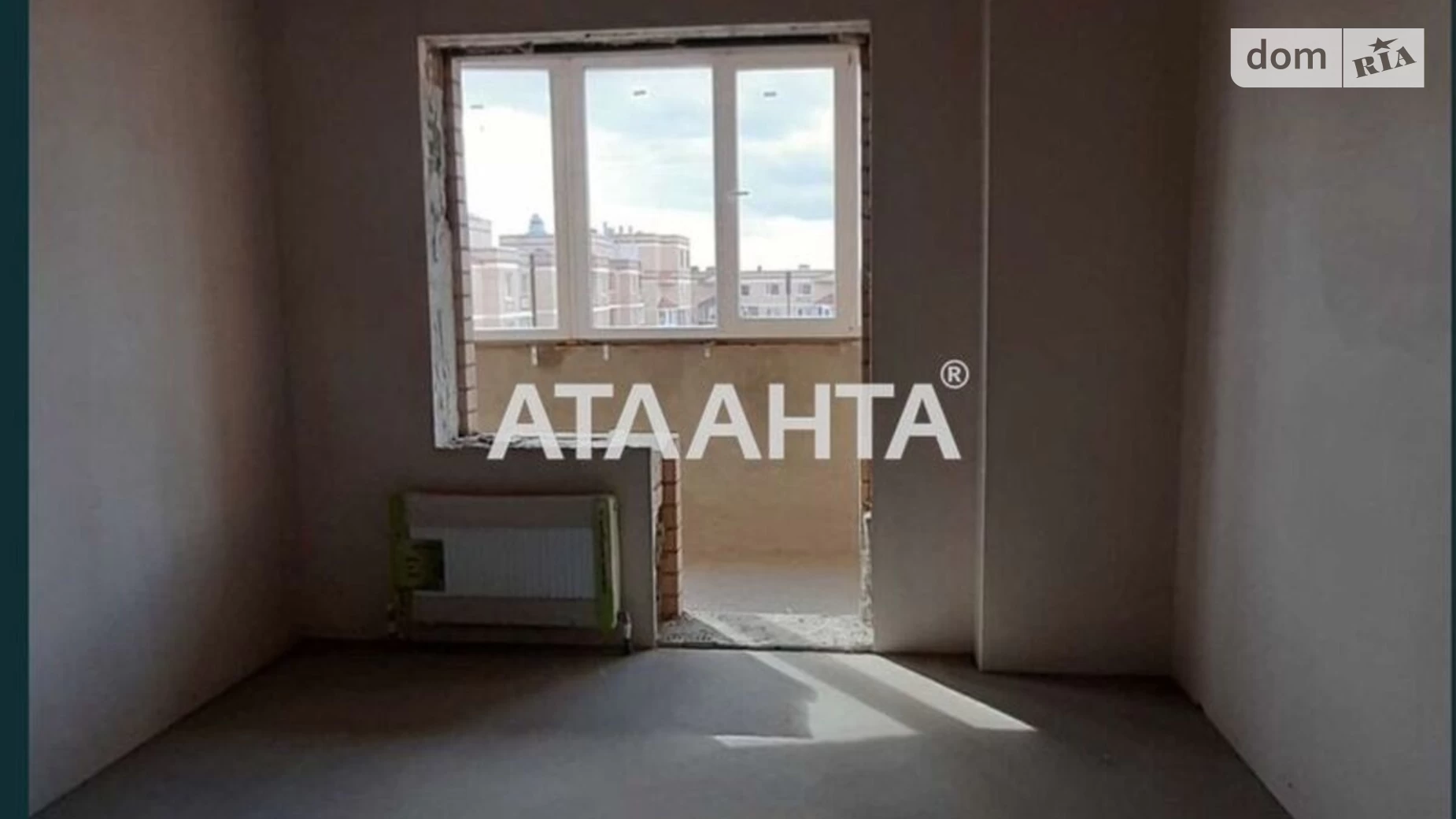 Продается 3-комнатная квартира 79.3 кв. м в Ильичовке, ул. Школьная, 37