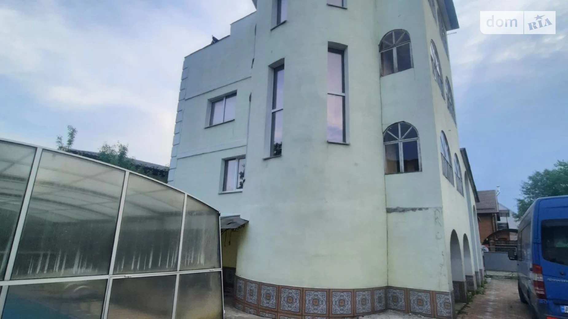 Продается дом на 2 этажа 305.1 кв. м с садом, цена: 162000 $ - фото 2