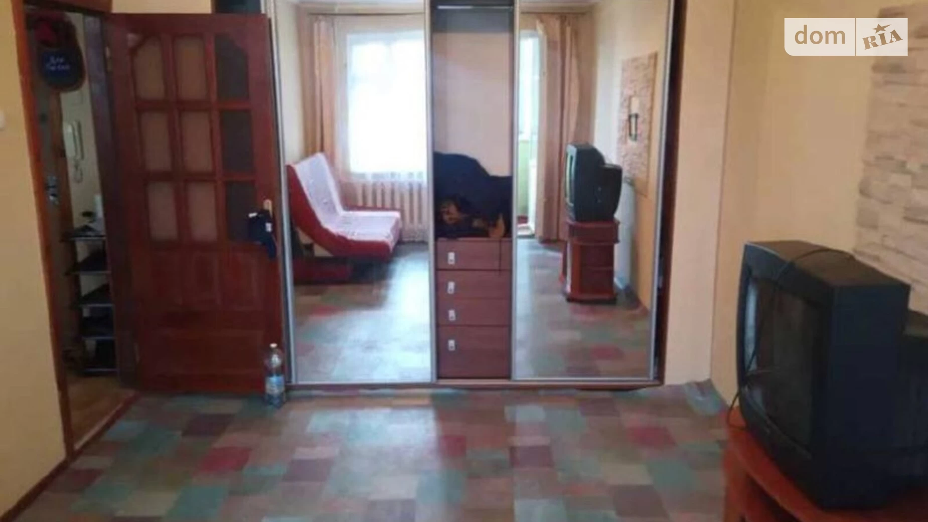 Продається 1-кімнатна квартира 34 кв. м у Одесі, просп. Добровольського, 128