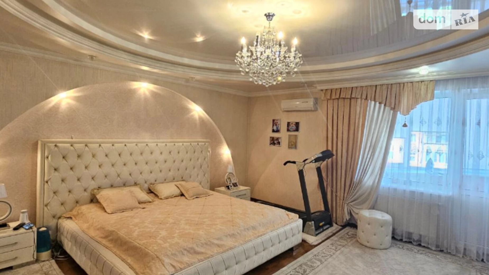 Продається 3-кімнатна квартира 157 кв. м у Хмельницькому, вул. Володимирська