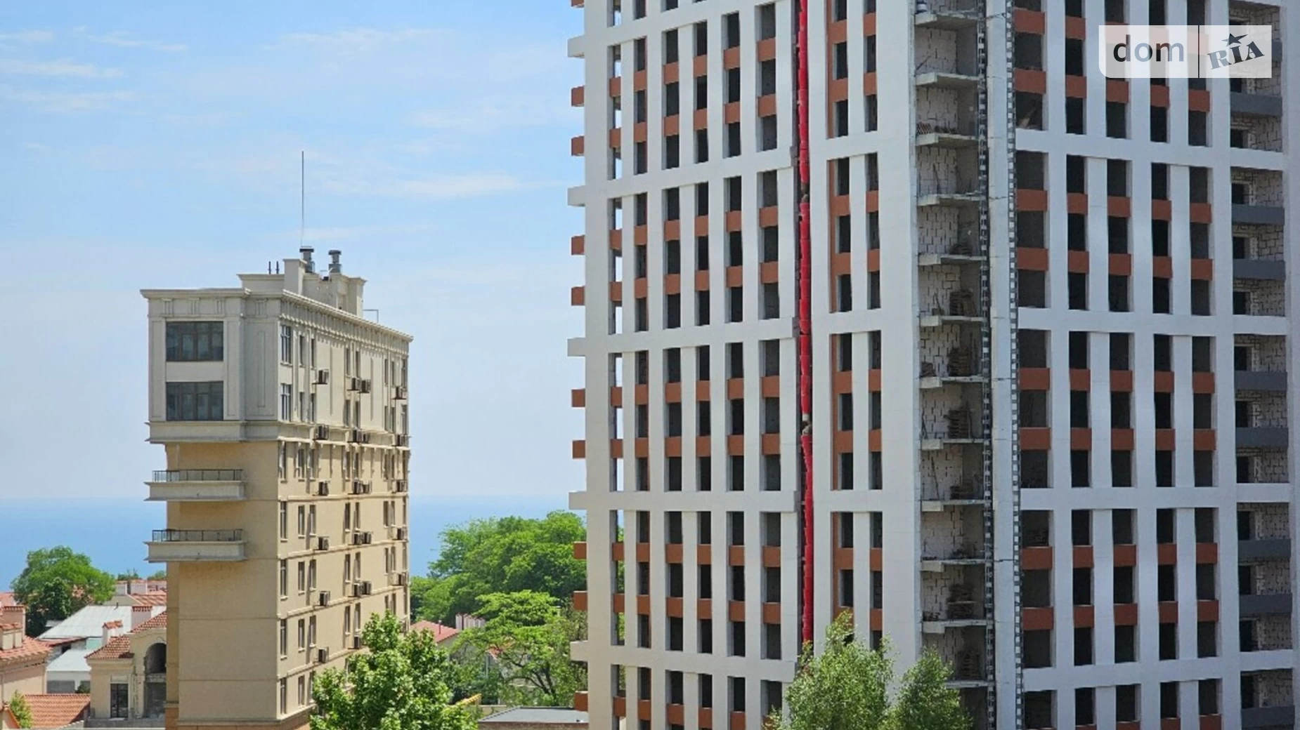Продается 1-комнатная квартира 44 кв. м в Одессе, ул. Генуэзская, 3Г