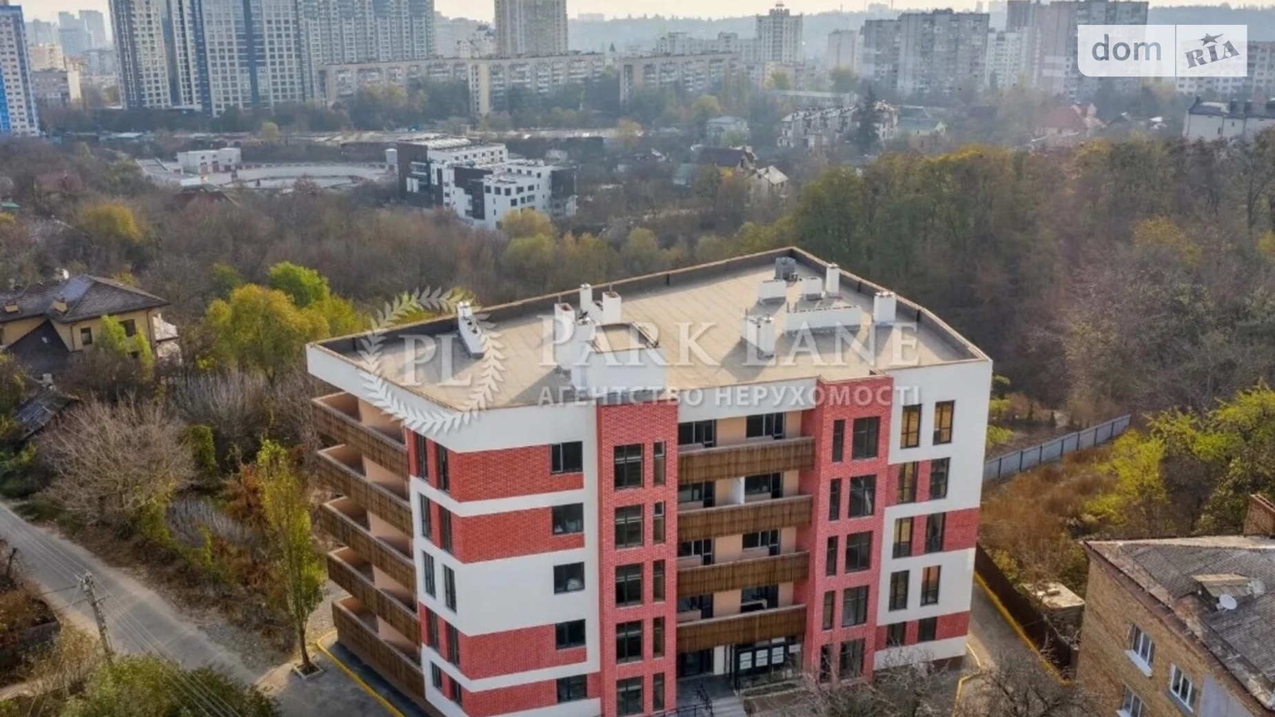 Продается 2-комнатная квартира 60 кв. м в Киеве, ул. Козацкая, 55А