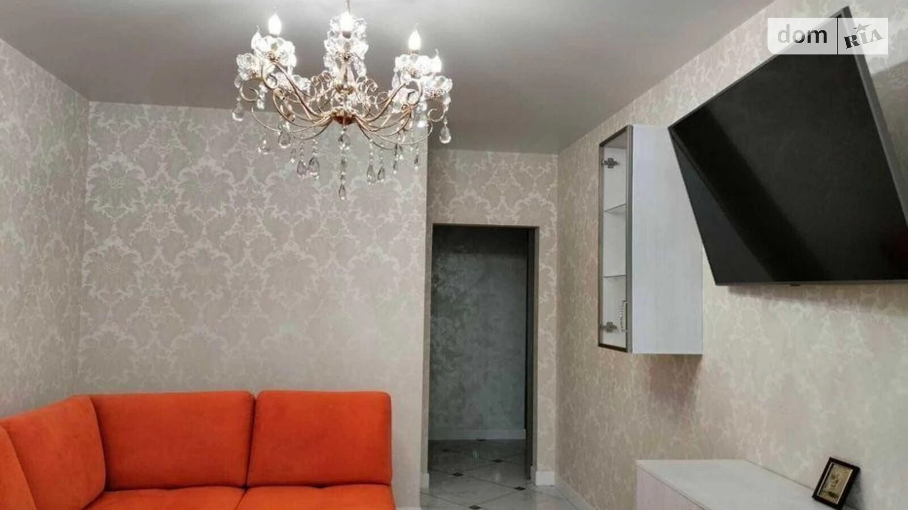 Продается 2-комнатная квартира 70 кв. м в Киеве, ул. Победы, 65Б