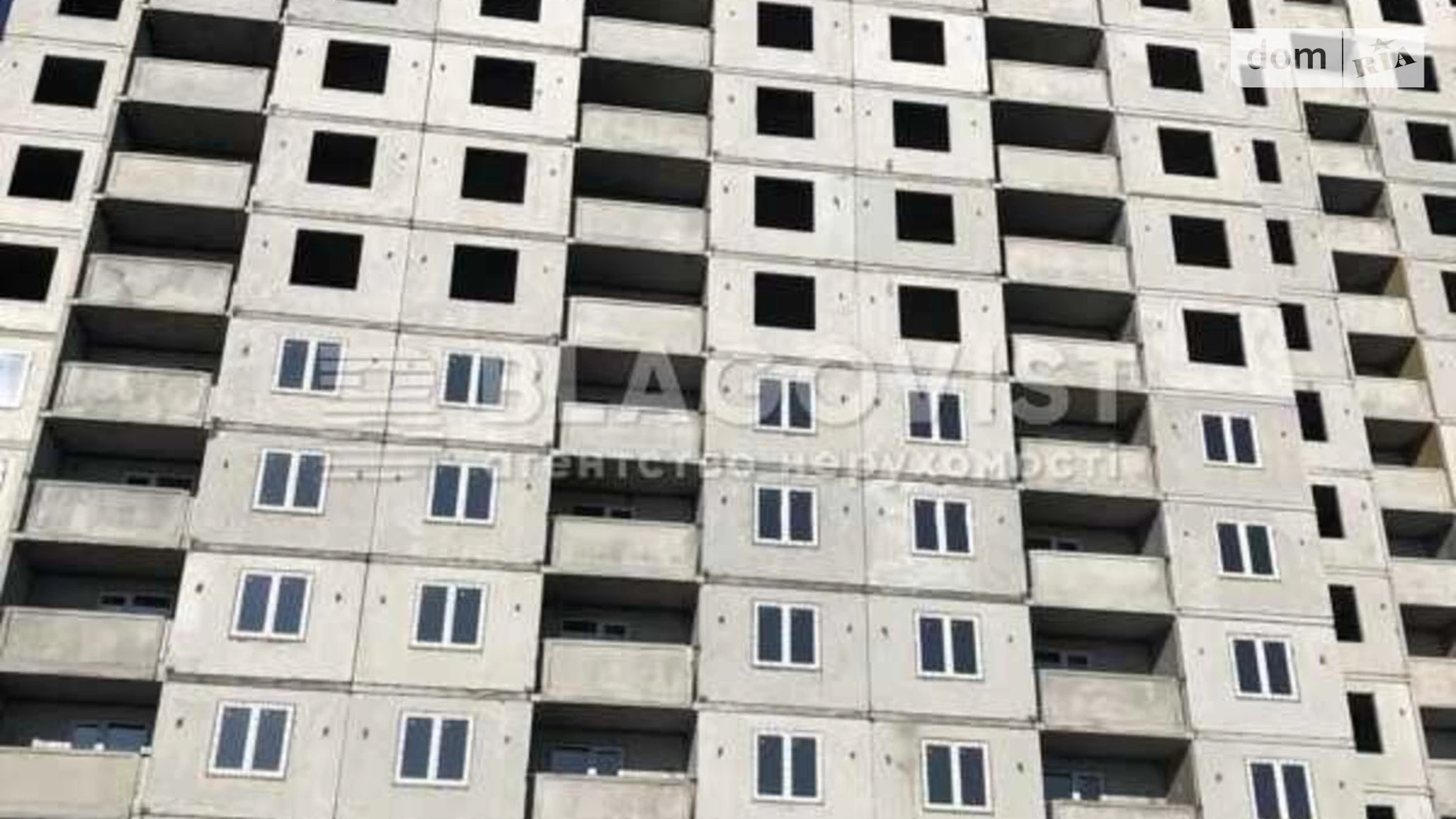 Продается 2-комнатная квартира 77 кв. м в Киеве, ул. Электротехническая, 43 - фото 2