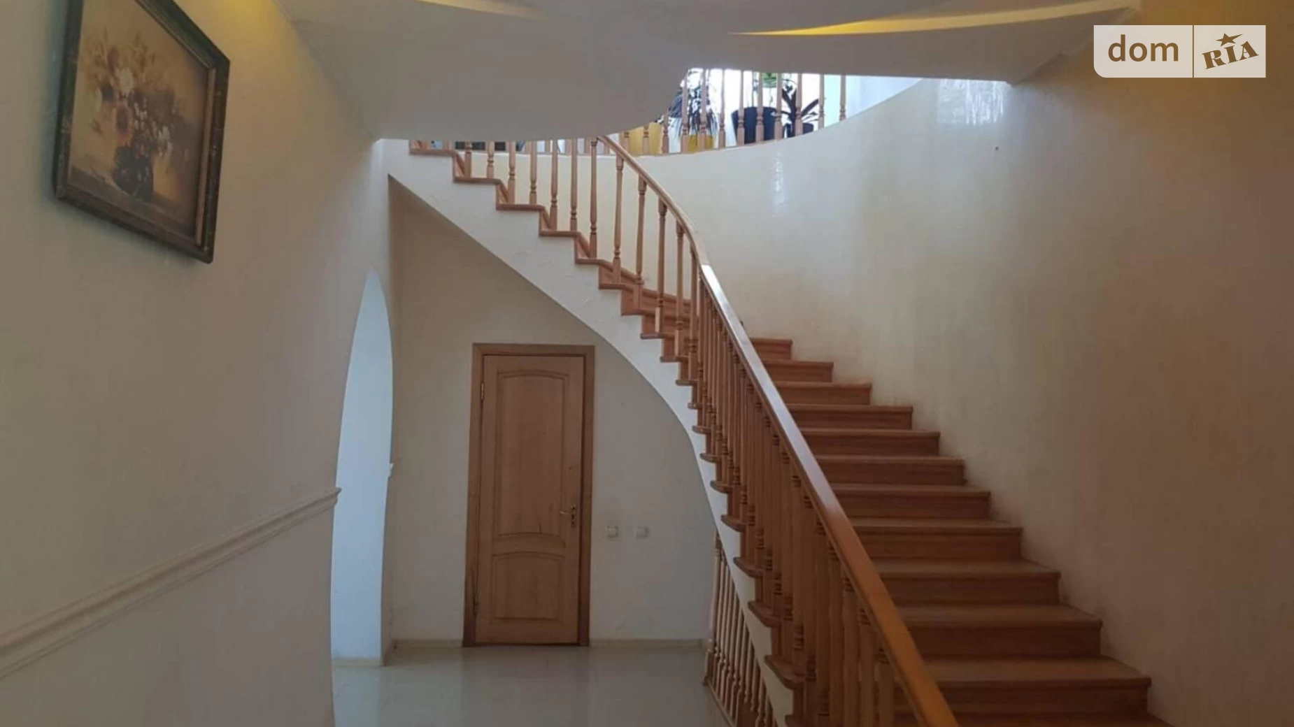 Продается дом на 2 этажа 237 кв. м с баней/сауной, цена: 209000 $ - фото 4