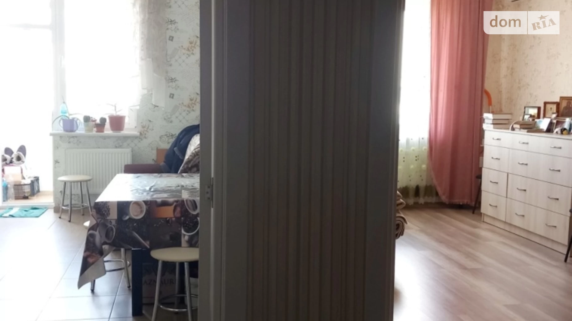 Продается 1-комнатная квартира 50.2 кв. м в Черноморске, ул. Парусная - фото 4