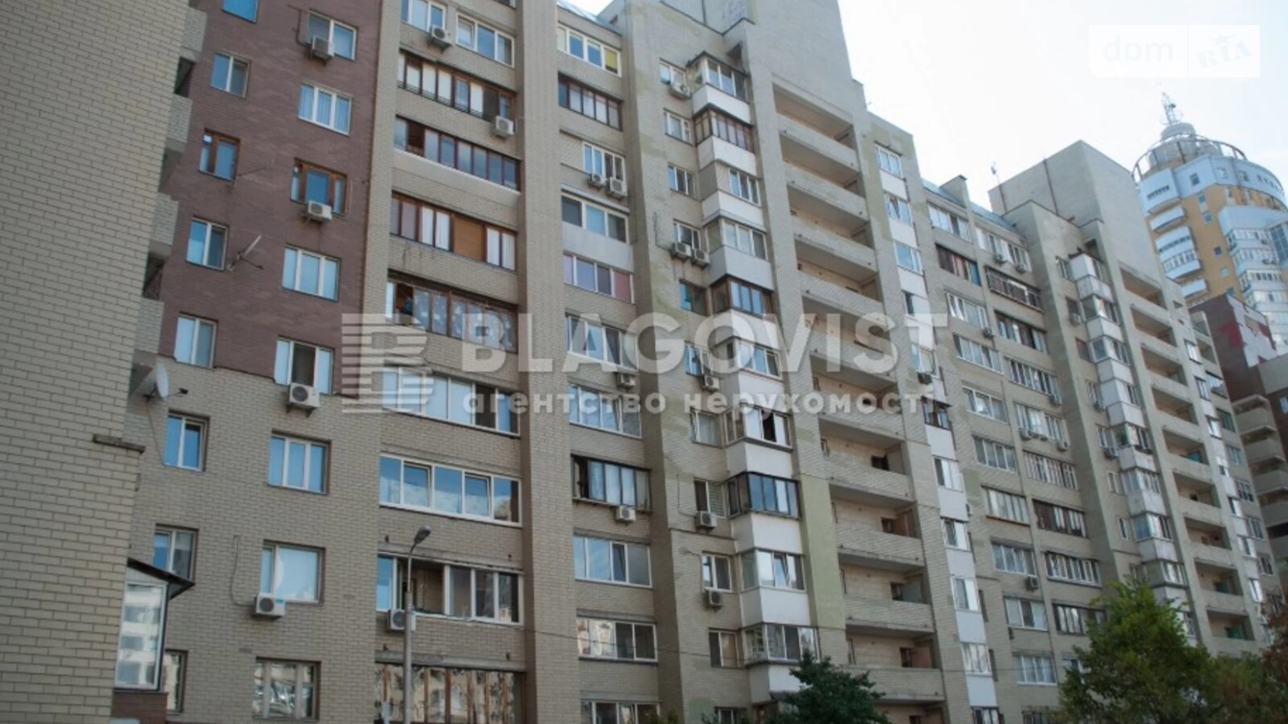 Продается 3-комнатная квартира 73 кв. м в Киеве, просп. Владимира Ивасюка, 14Б