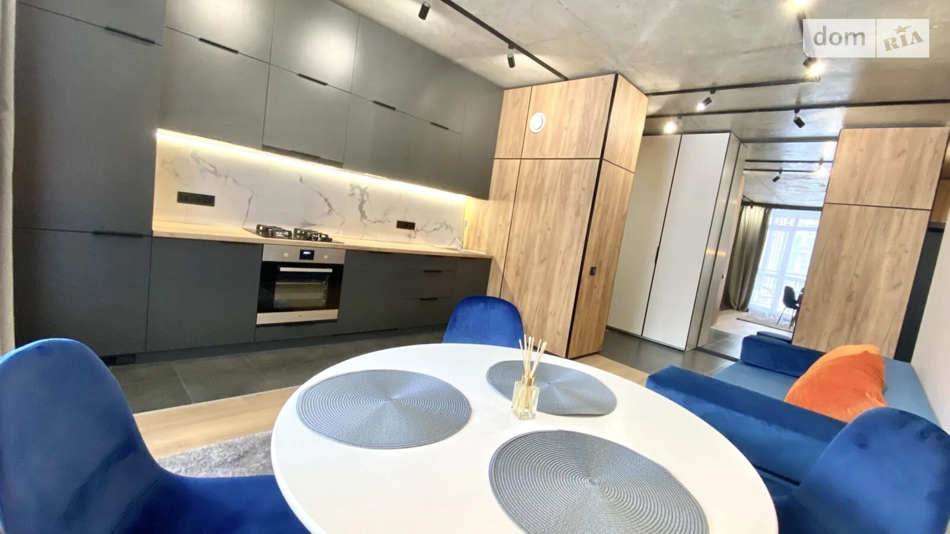 Сдается в аренду 2-комнатная квартира 70 кв. м в Львове, ул. Замарстиновская, 55Д - фото 3