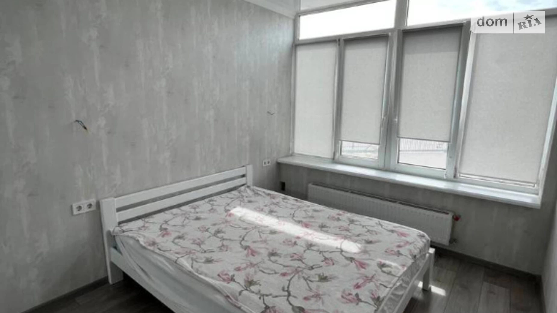 Продается 2-комнатная квартира 65 кв. м в Одессе, ул. Жаботинского
