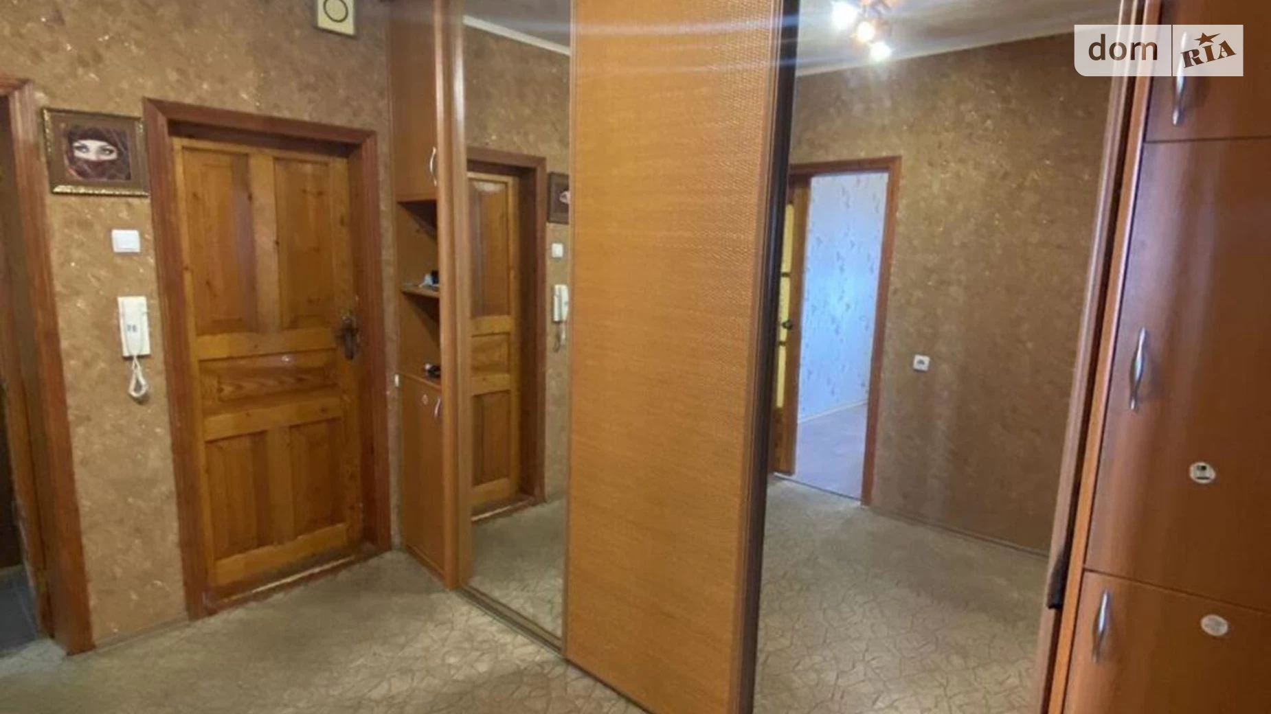 Продается 3-комнатная квартира 70 кв. м в Харькове, ул. Полевая, 6