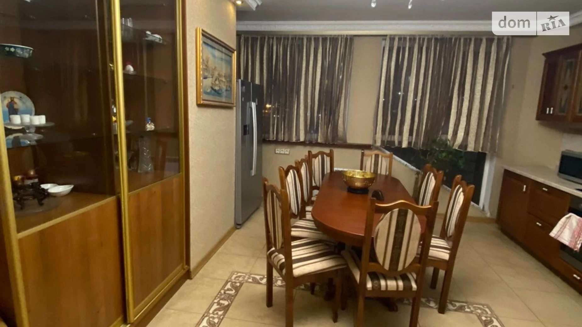 Продается 3-комнатная квартира 110 кв. м в Киеве, ул. Гетьмана Вадима, 1Б - фото 2