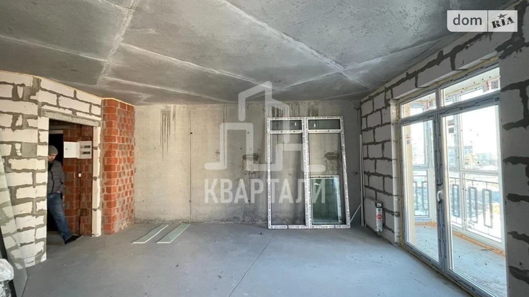 Продается 3-комнатная квартира 97 кв. м в Киеве, ул. Метрологическая, 21Б