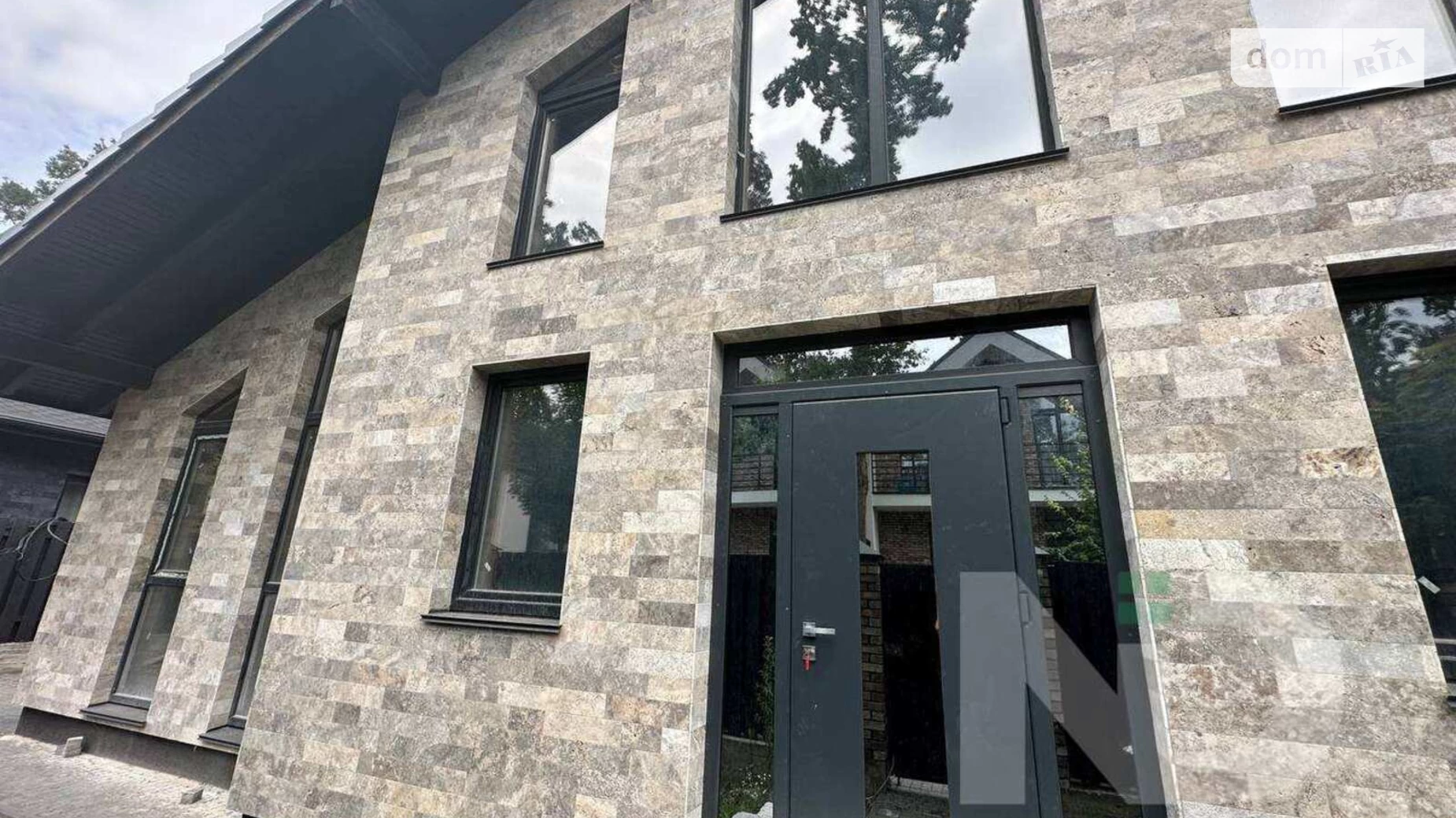 Продается дом на 2 этажа 200 кв. м с участком, цена: 250000 $ - фото 3