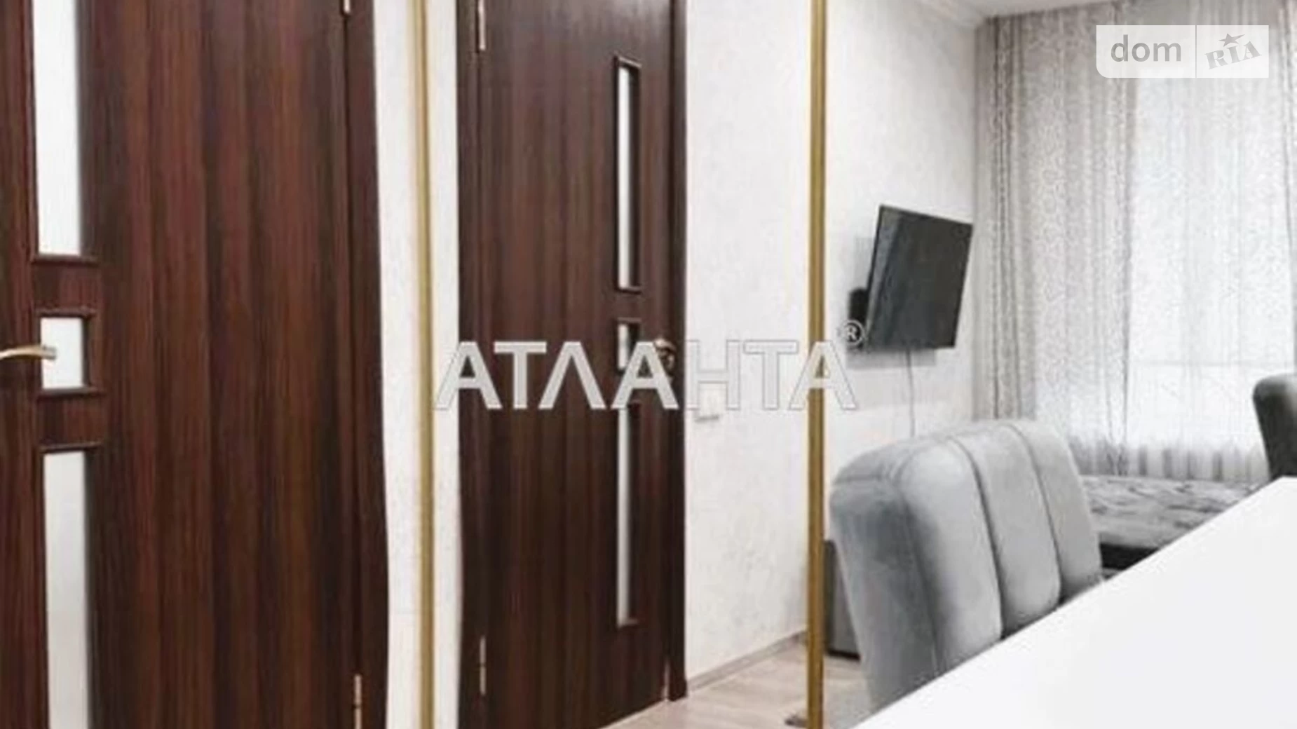 Продається 2-кімнатна квартира 56 кв. м у Одесі, вул. Вапняна