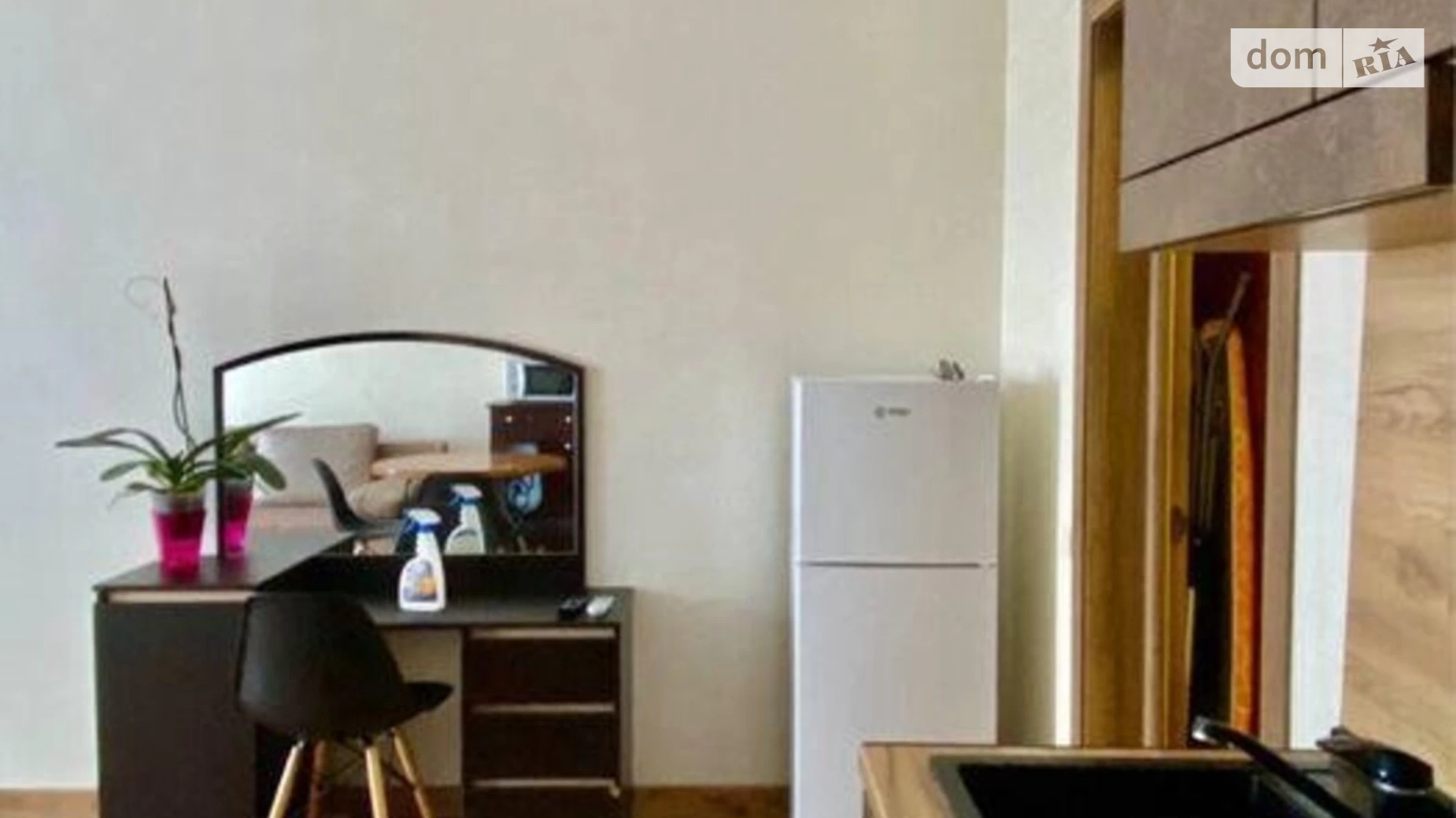Продается 1-комнатная квартира 37 кв. м в Киеве, ул. Дмитрия Луценко(Крейсера "Аврора"), 1 - фото 3