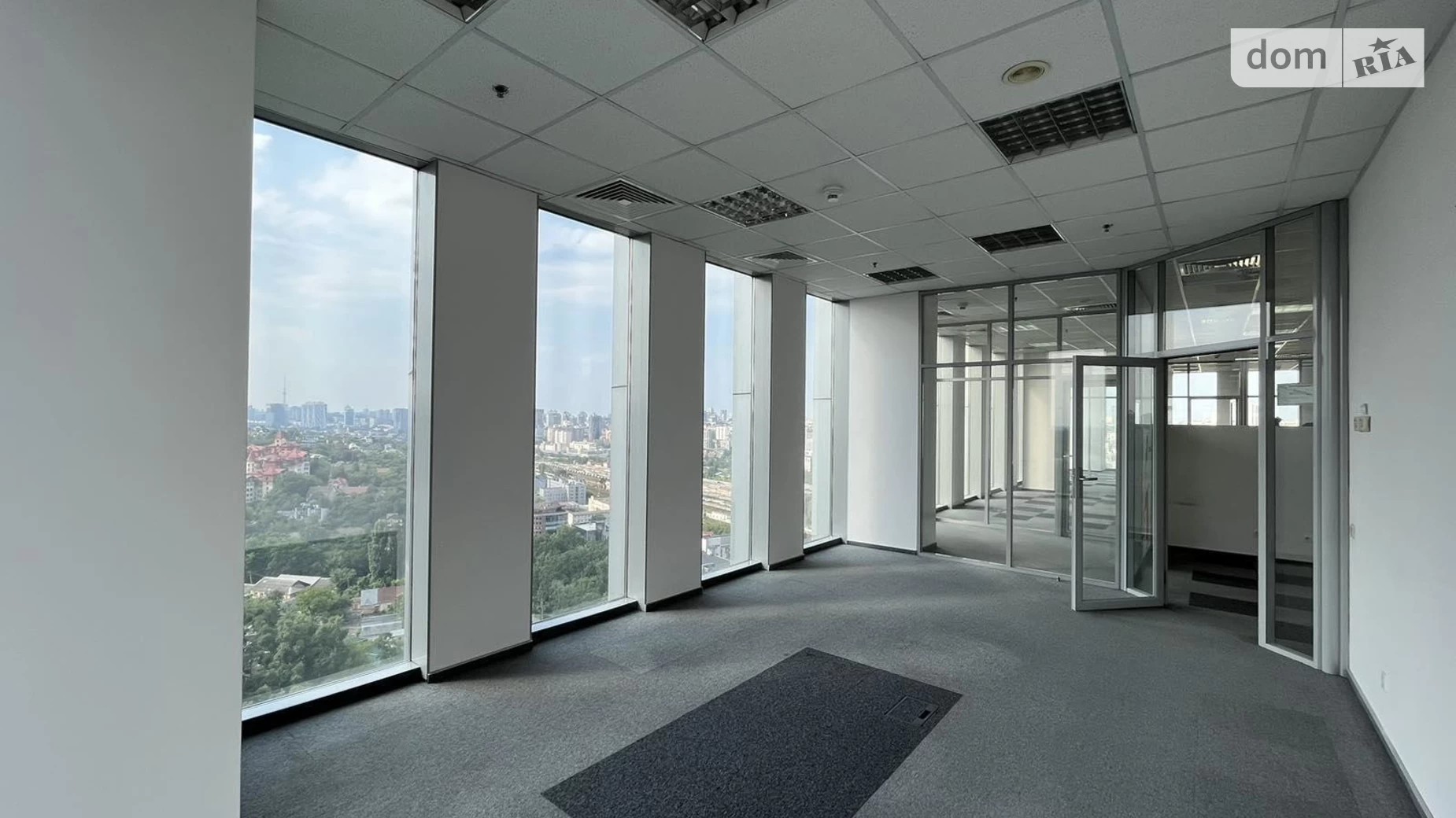 Сдается в аренду офис 270 кв. м в бизнес-центре, цена: 6150 $ - фото 3