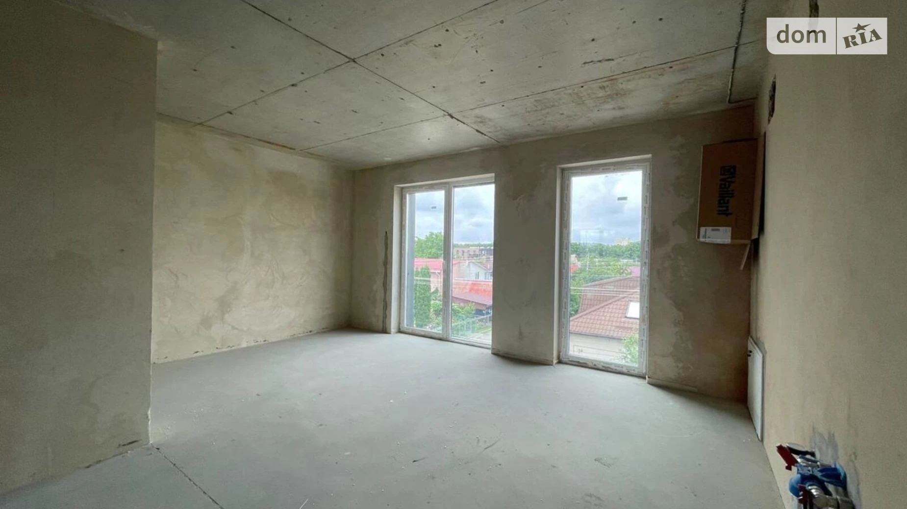 Продается 2-комнатная квартира 68.3 кв. м в Ровно