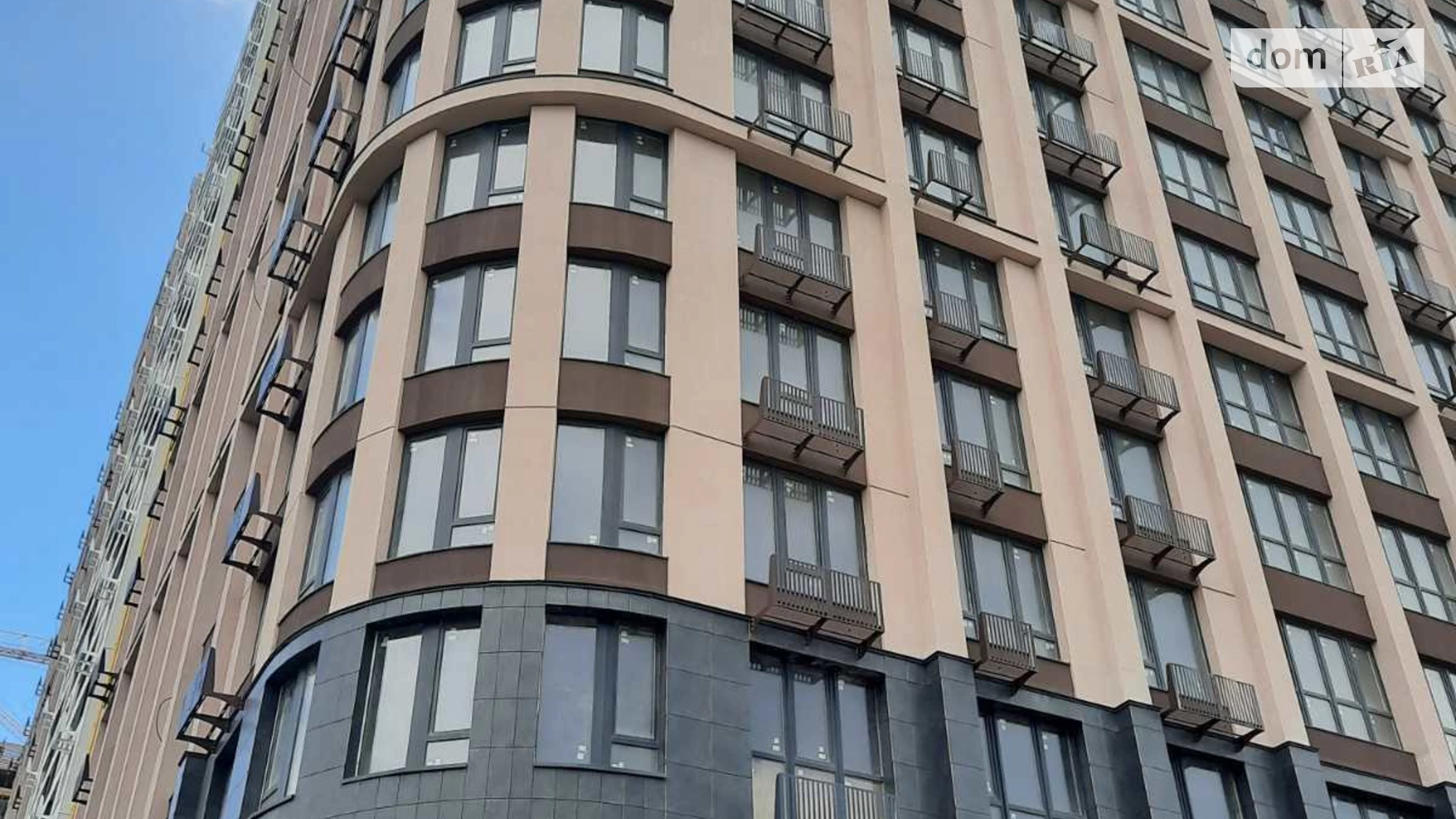 Продается 2-комнатная квартира 67 кв. м в Одессе, ул. Ивана Франко