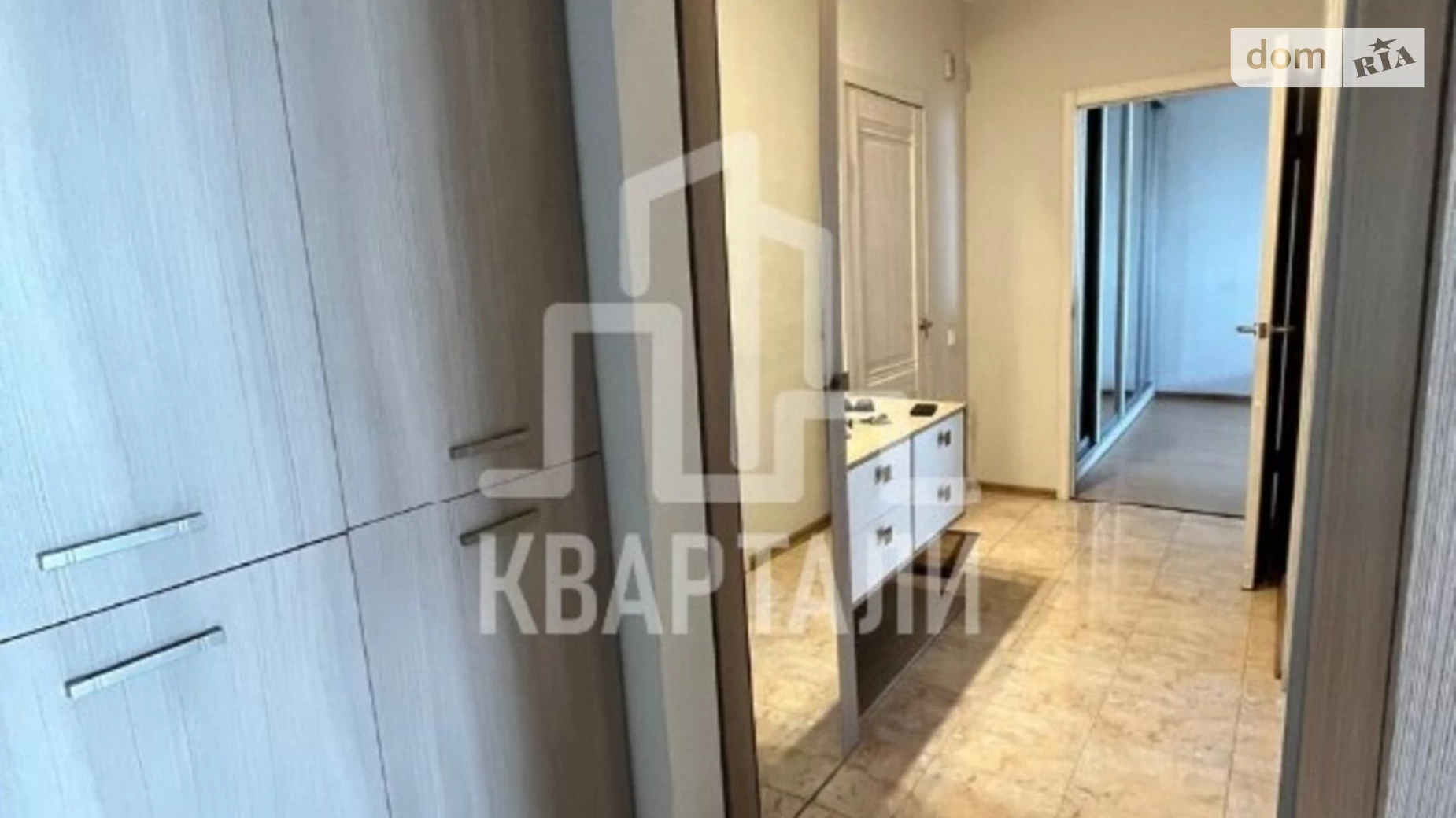 Продается 2-комнатная квартира 56 кв. м в Киеве, ул. Героев Днепра, 17 - фото 2