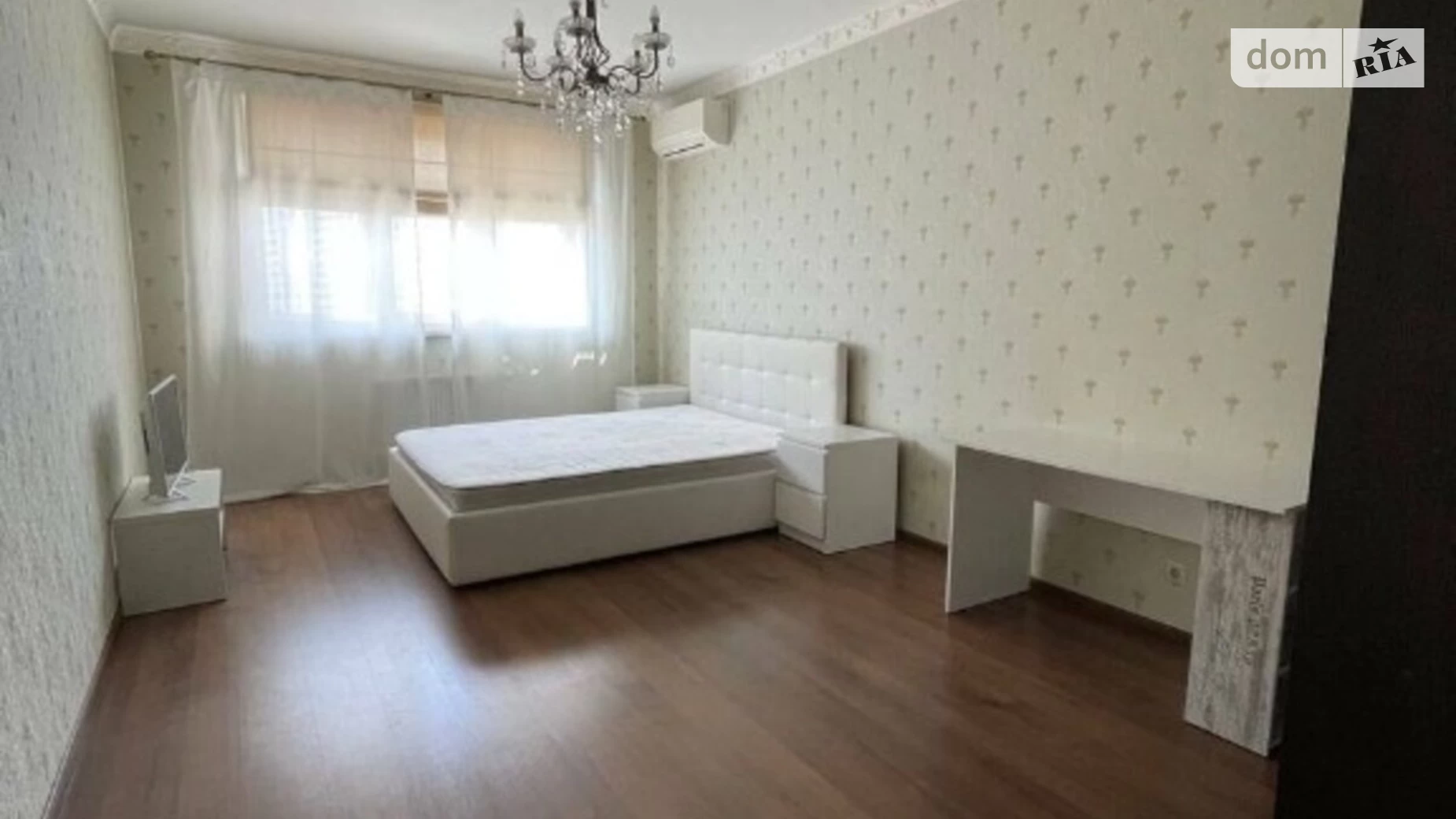 Продается 1-комнатная квартира 48 кв. м в Киеве, ул. Демеевская, 14 - фото 2