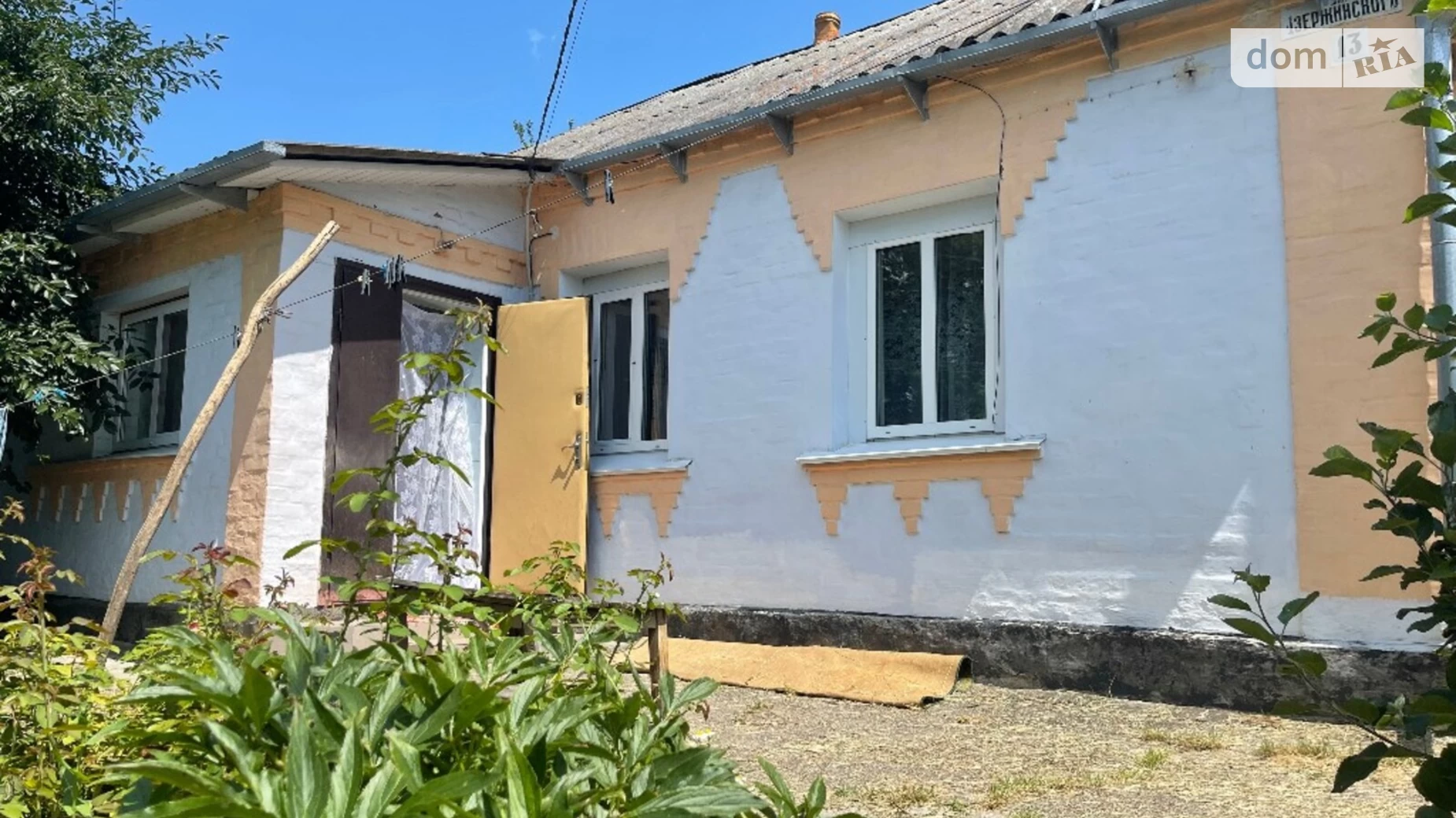 Продається одноповерховий будинок 51 кв. м з каміном, зразкова, 13