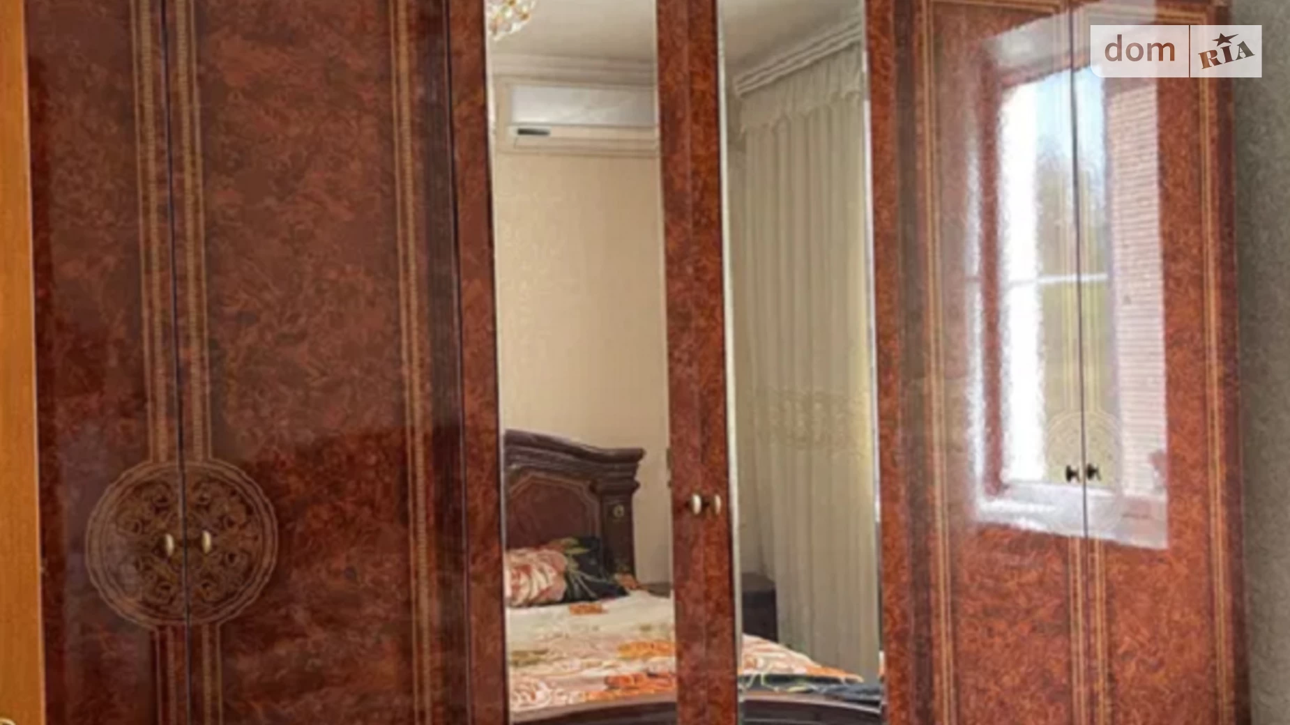 Продається 3-кімнатна квартира 72 кв. м у Одесі, вул. Івана і Юрія Лип