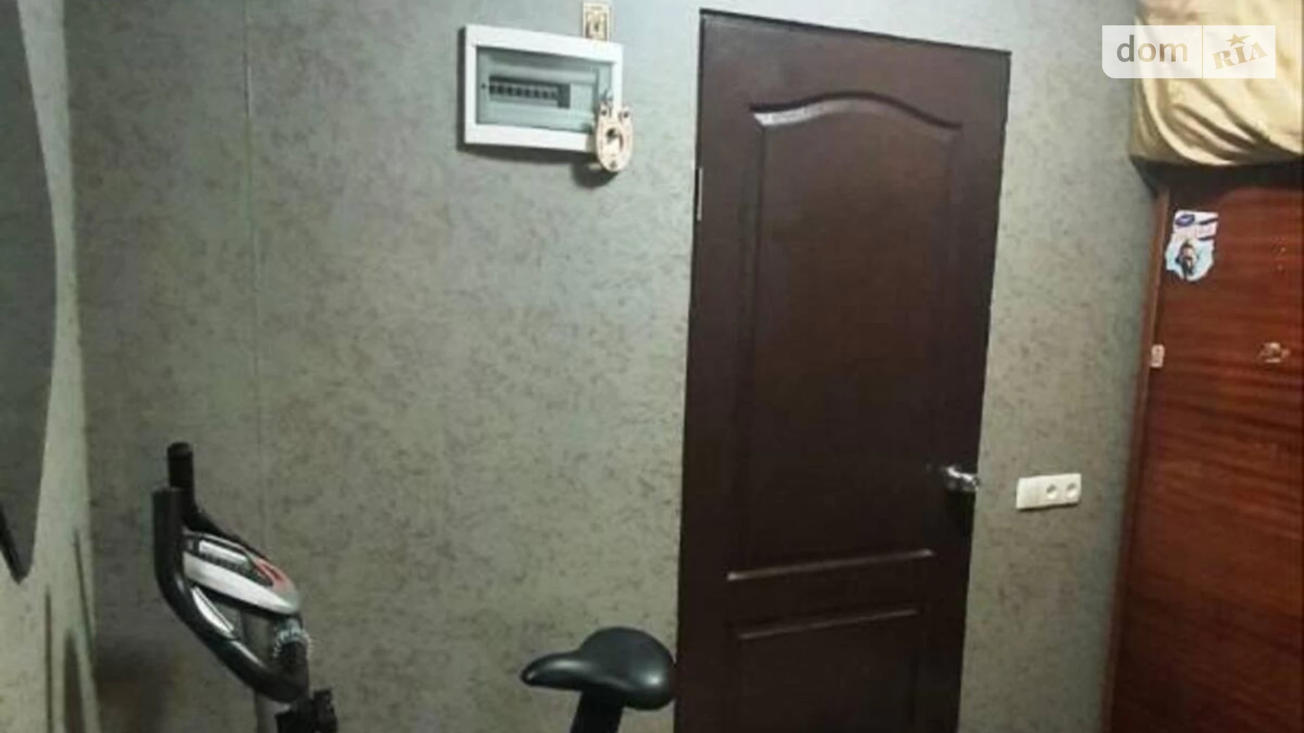 Продается 1-комнатная квартира 35 кв. м в Одессе, ул. Фесенко Ефима