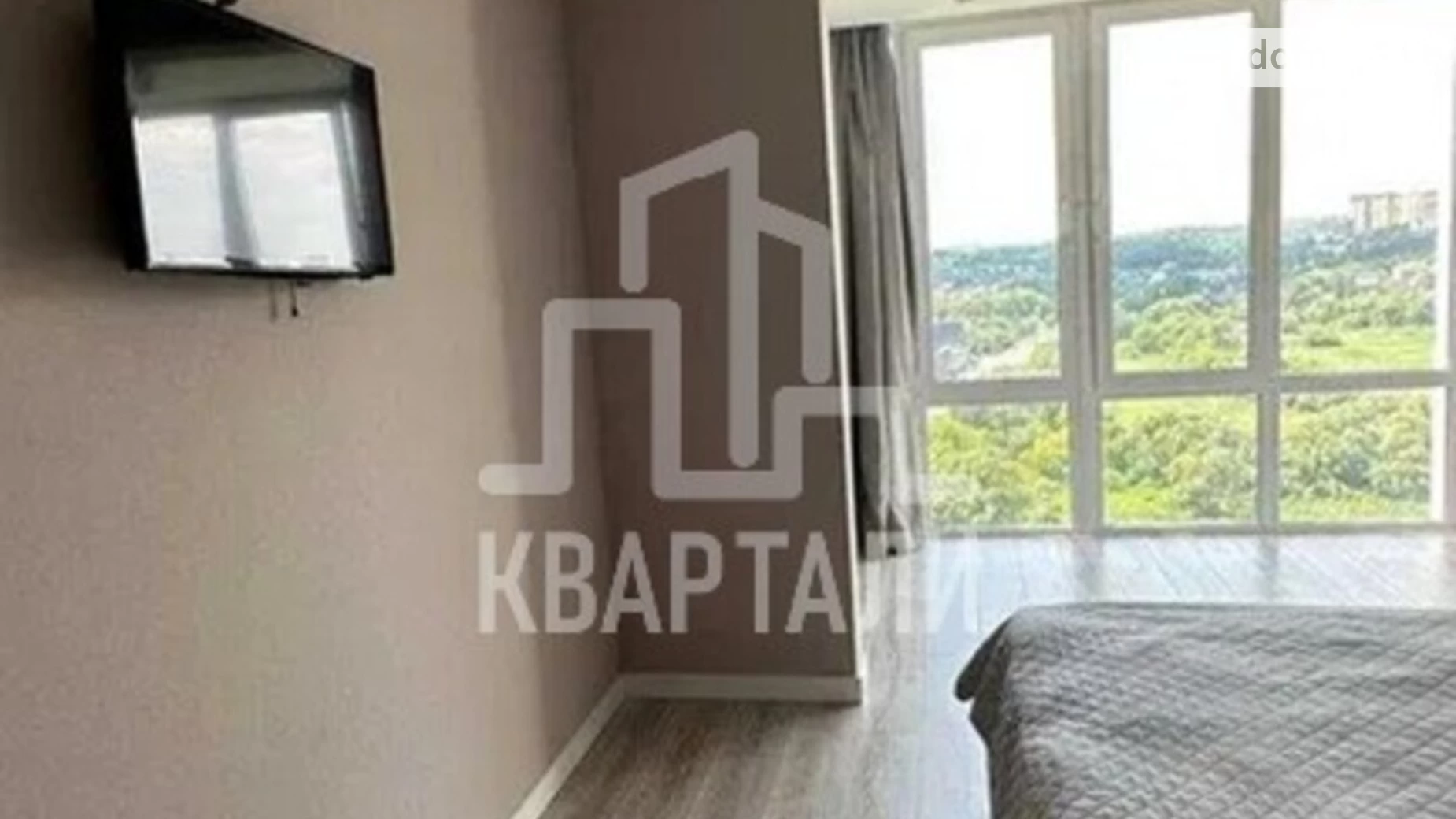 Продается 2-комнатная квартира 75 кв. м в Киеве, пер. Ясиноватский, 11