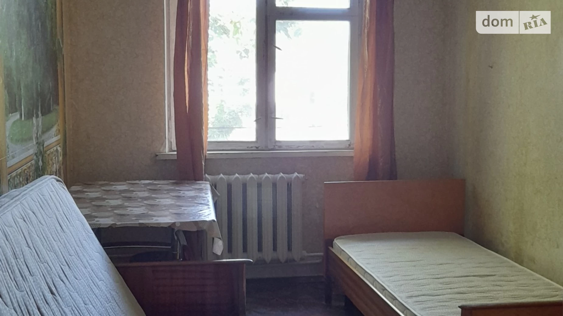 Продается 3-комнатная квартира 57 кв. м в Одессе, ул. Люстдорфская дорога