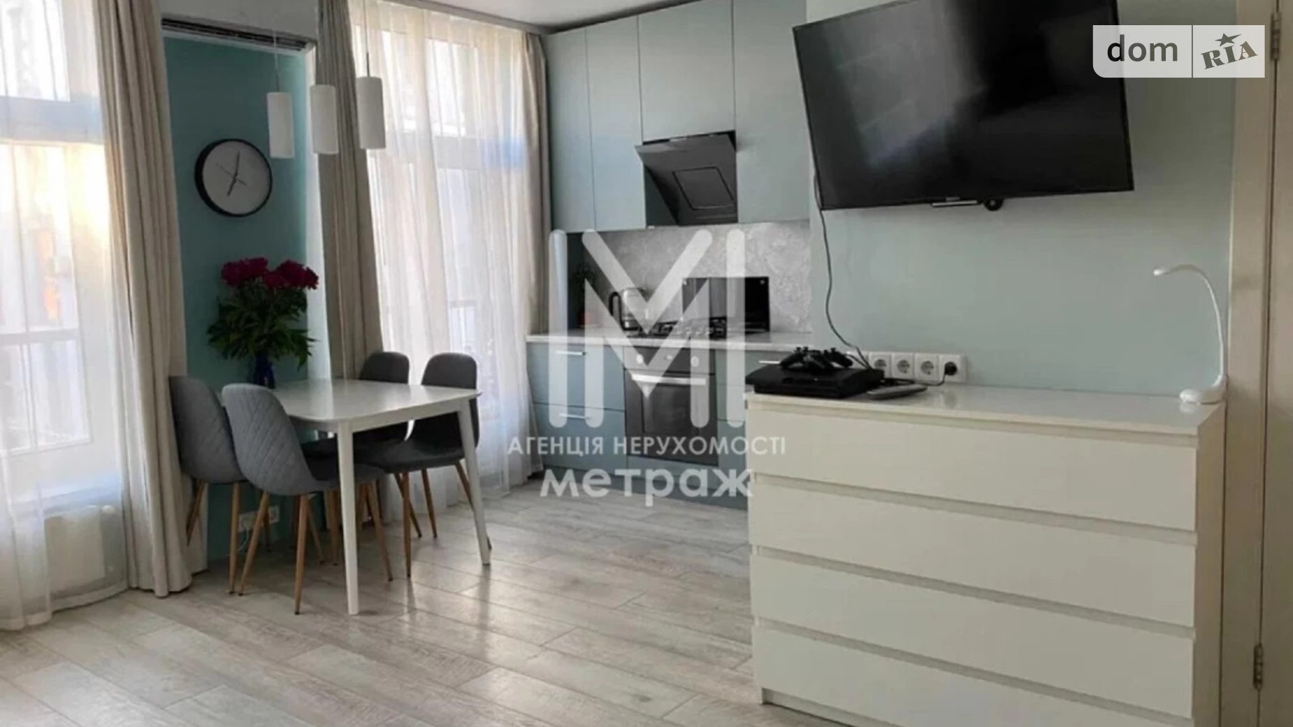 Продается 1-комнатная квартира 31 кв. м в Белогородке, ул. Михаила Величко, 3