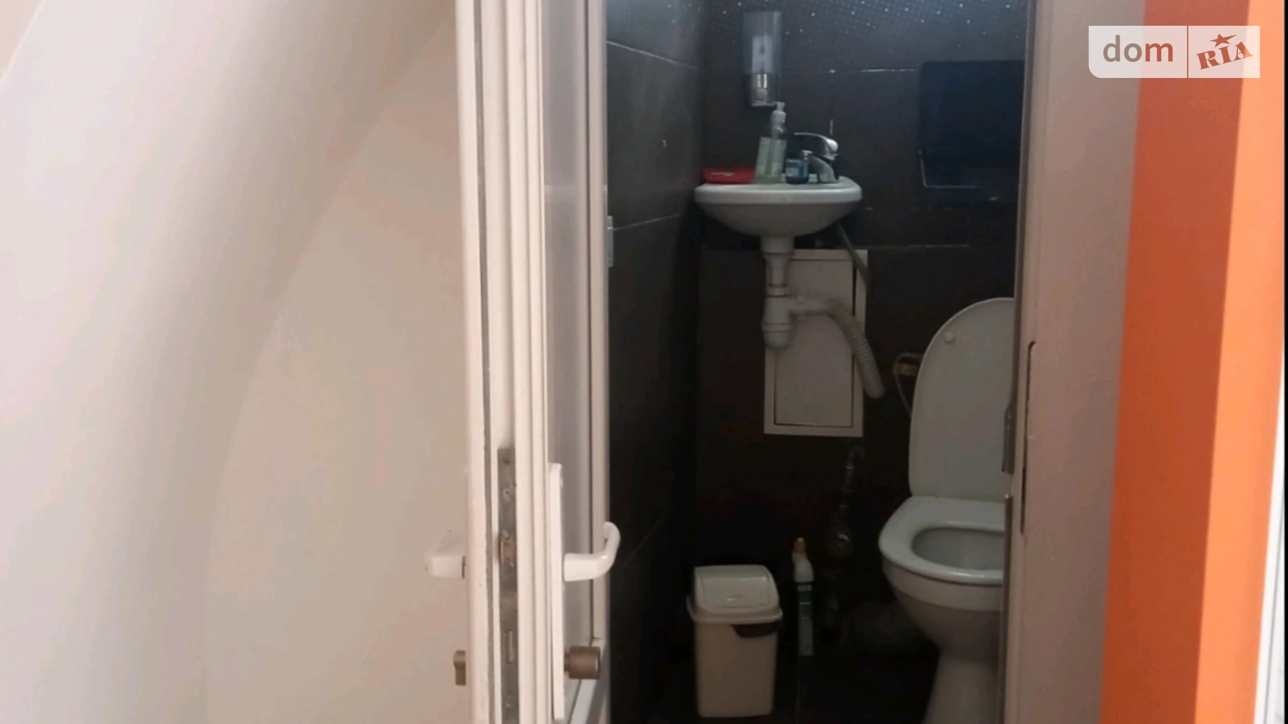 Сдается в аренду объект сферы услуг 32 кв. м в 1-этажном здании, цена: 600 $ - фото 4