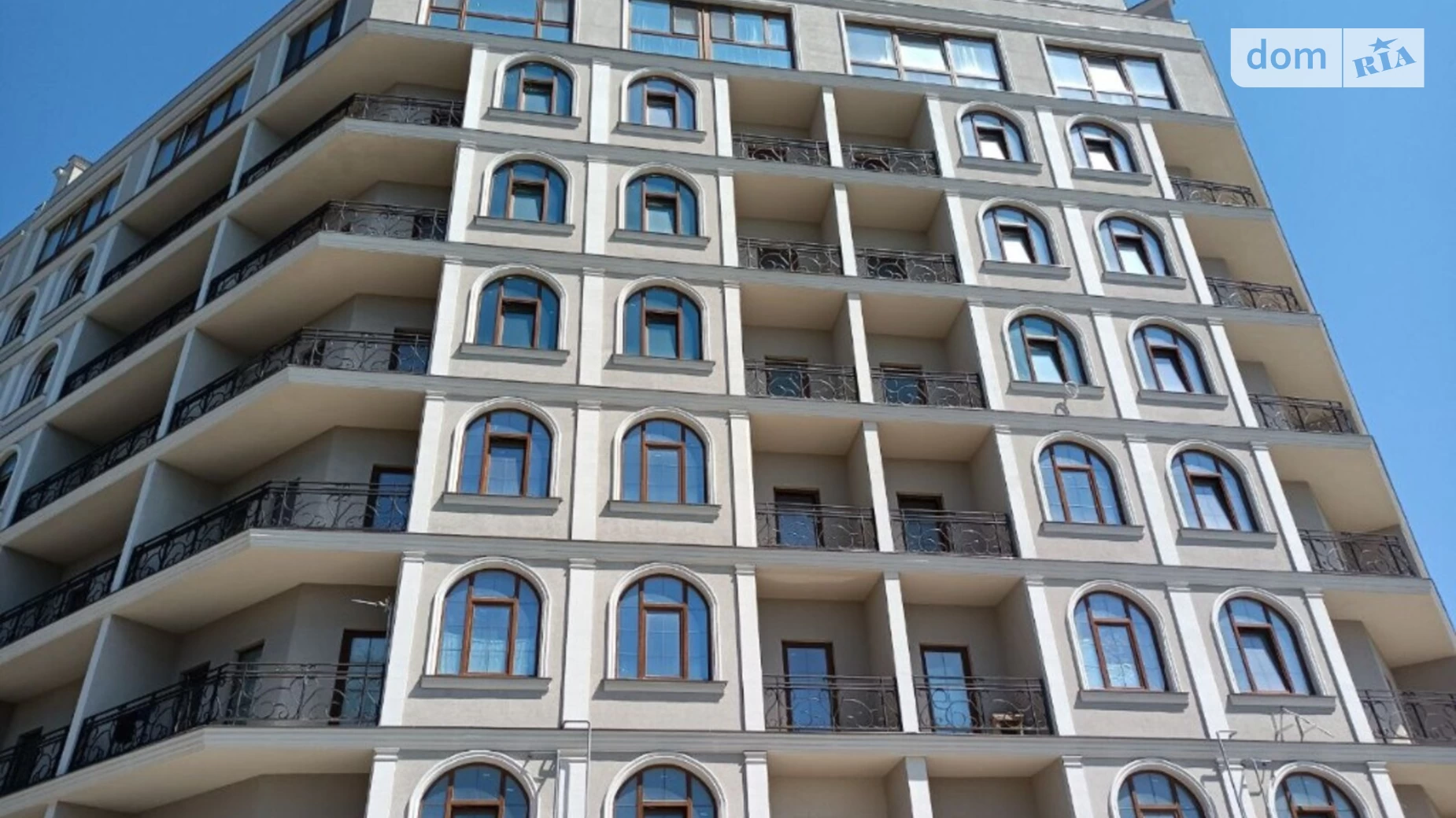 Продается 1-комнатная квартира 47 кв. м в Одессе, ул. Дача Ковалевского, 91
