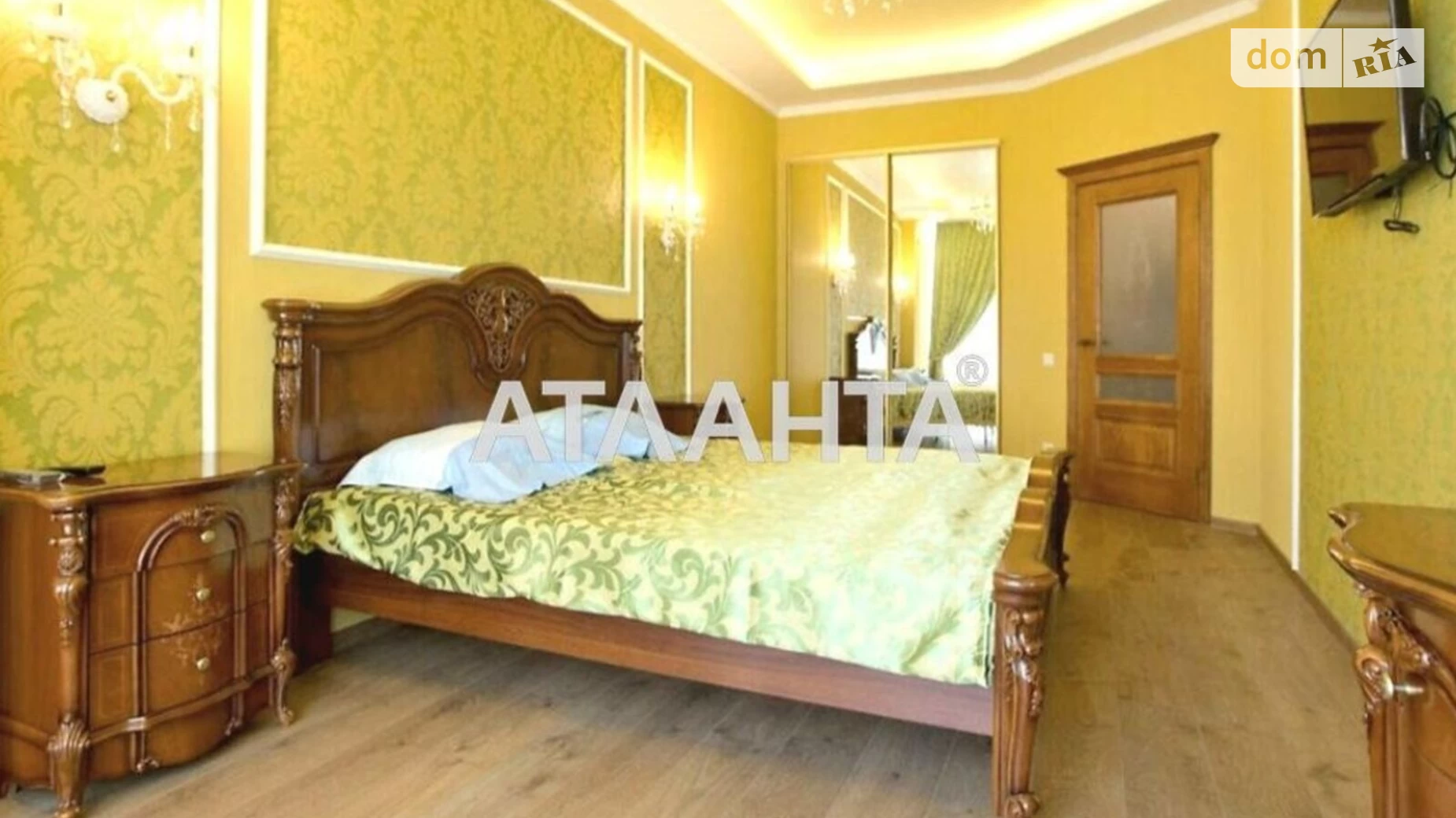 Продається 1-кімнатна квартира 47 кв. м у Одесі, плато Гагарінське, 5Б
