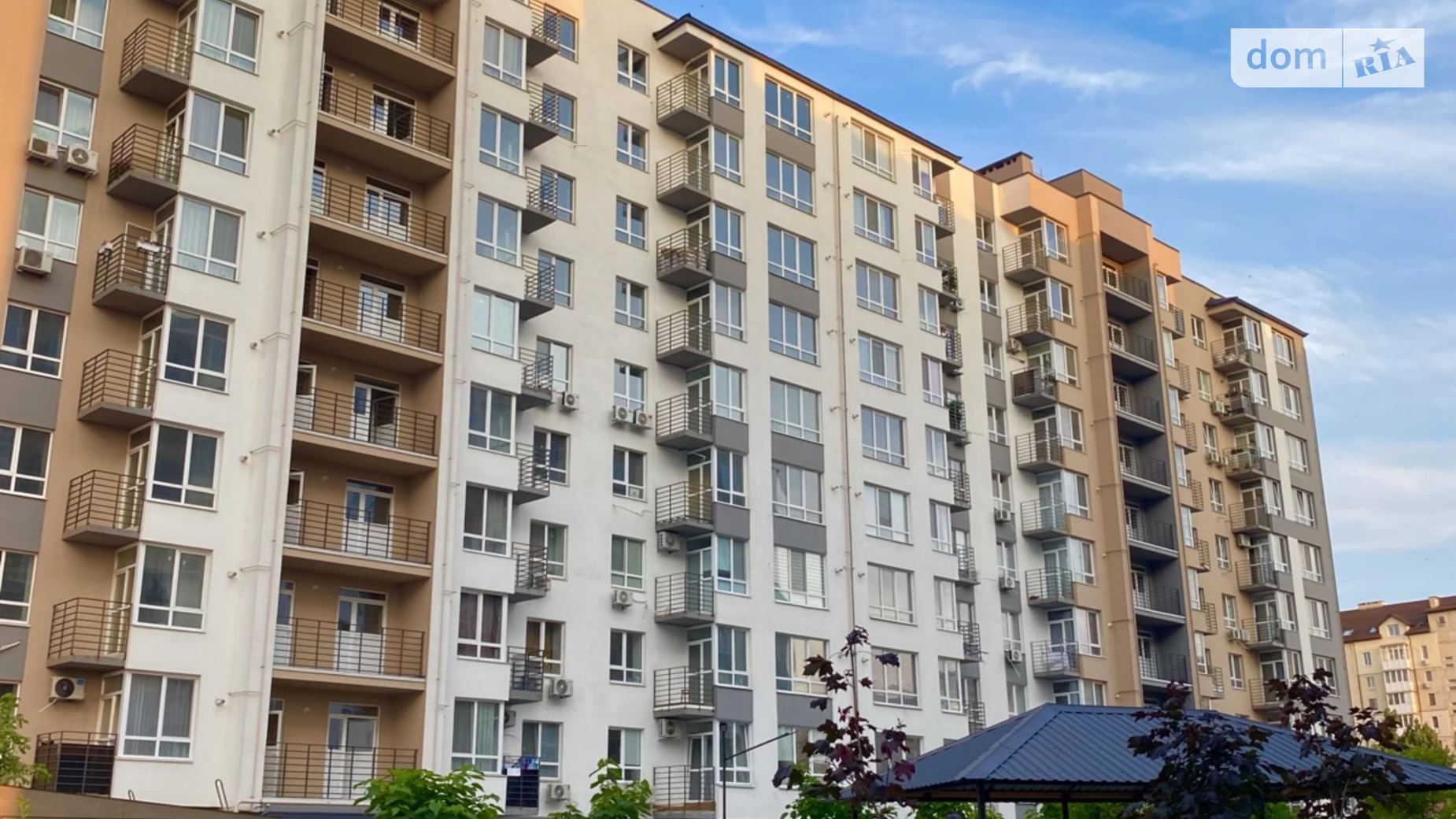 Продается 1-комнатная квартира 45 кв. м в Слобожанском, ул. Содружества - фото 2