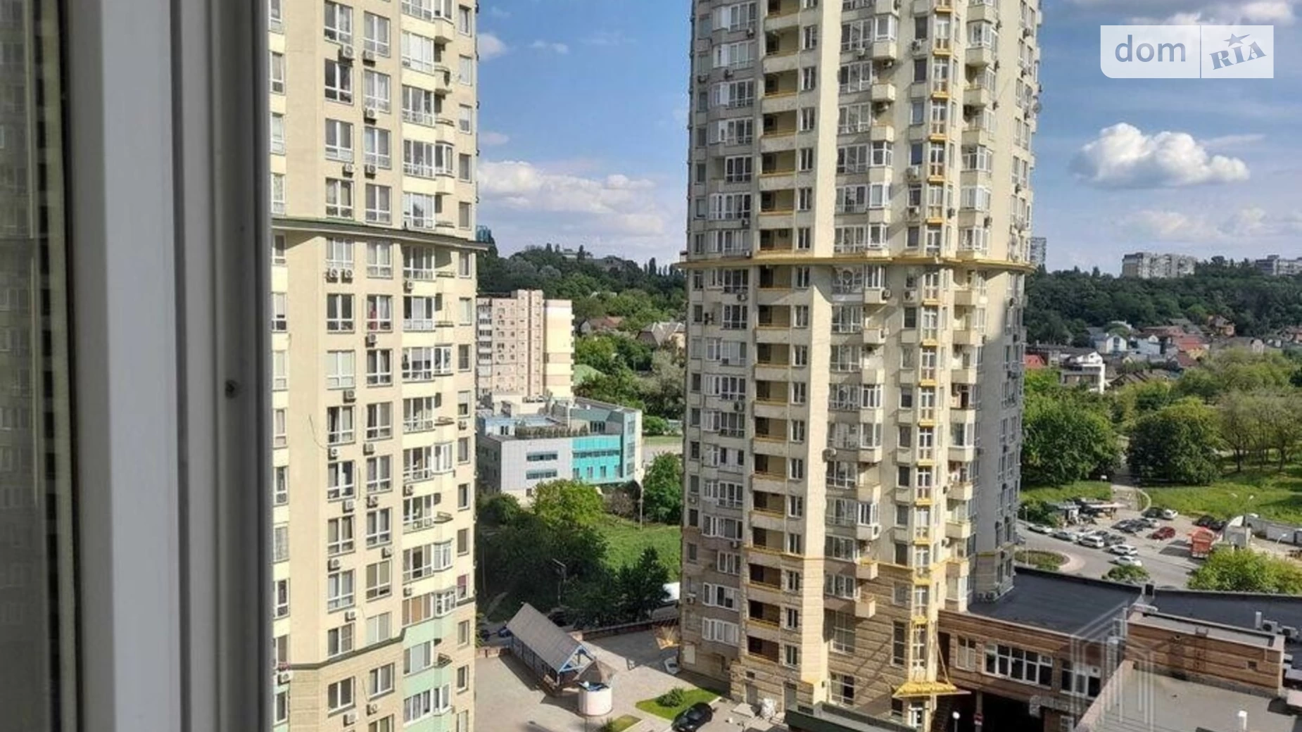 Продается 1-комнатная квартира 58 кв. м в Киеве, ул. Мокрая(Кудряшова), 1Б