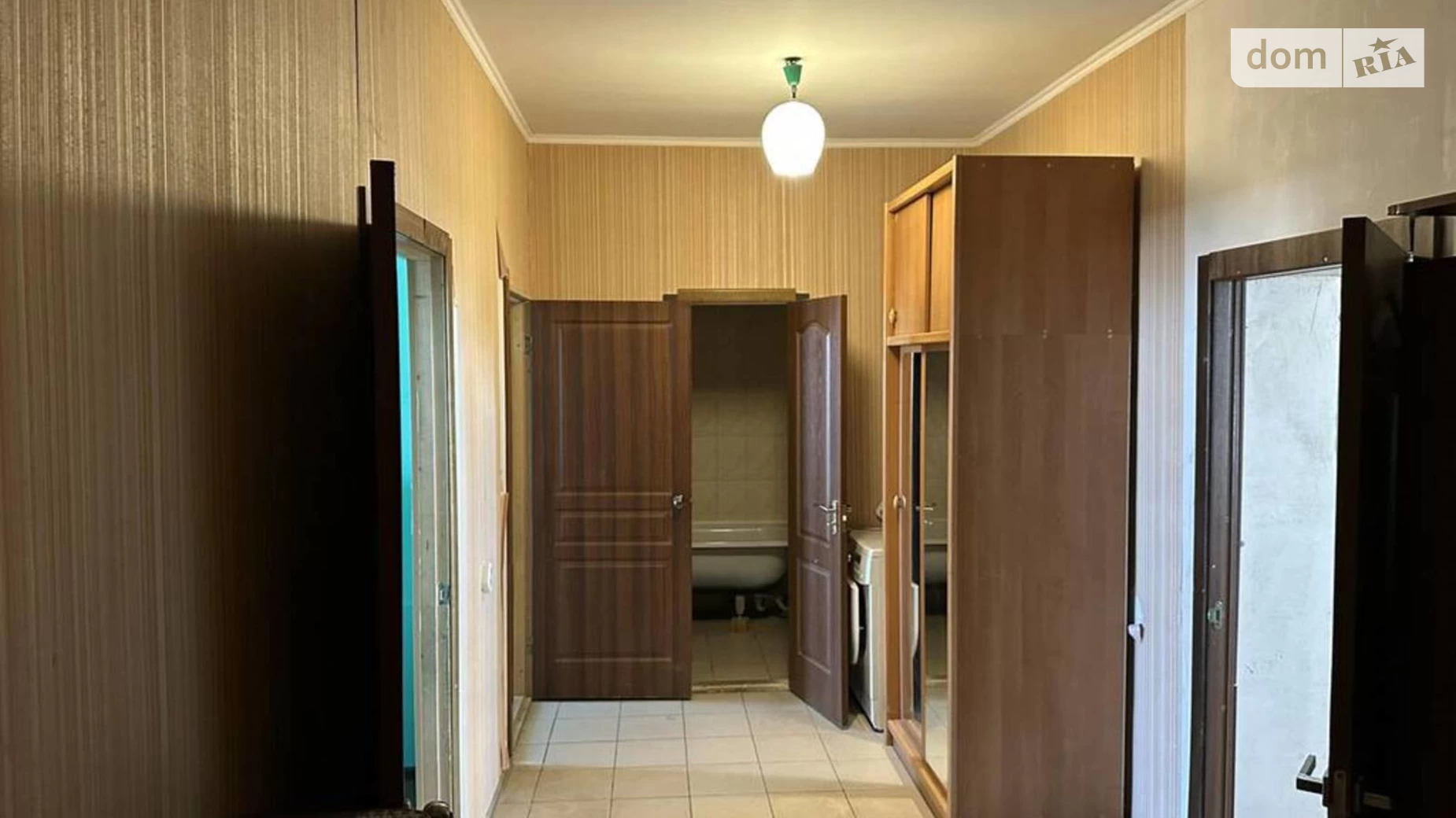 Продается 2-комнатная квартира 82.8 кв. м в Одессе, ул. Академика Вильямса