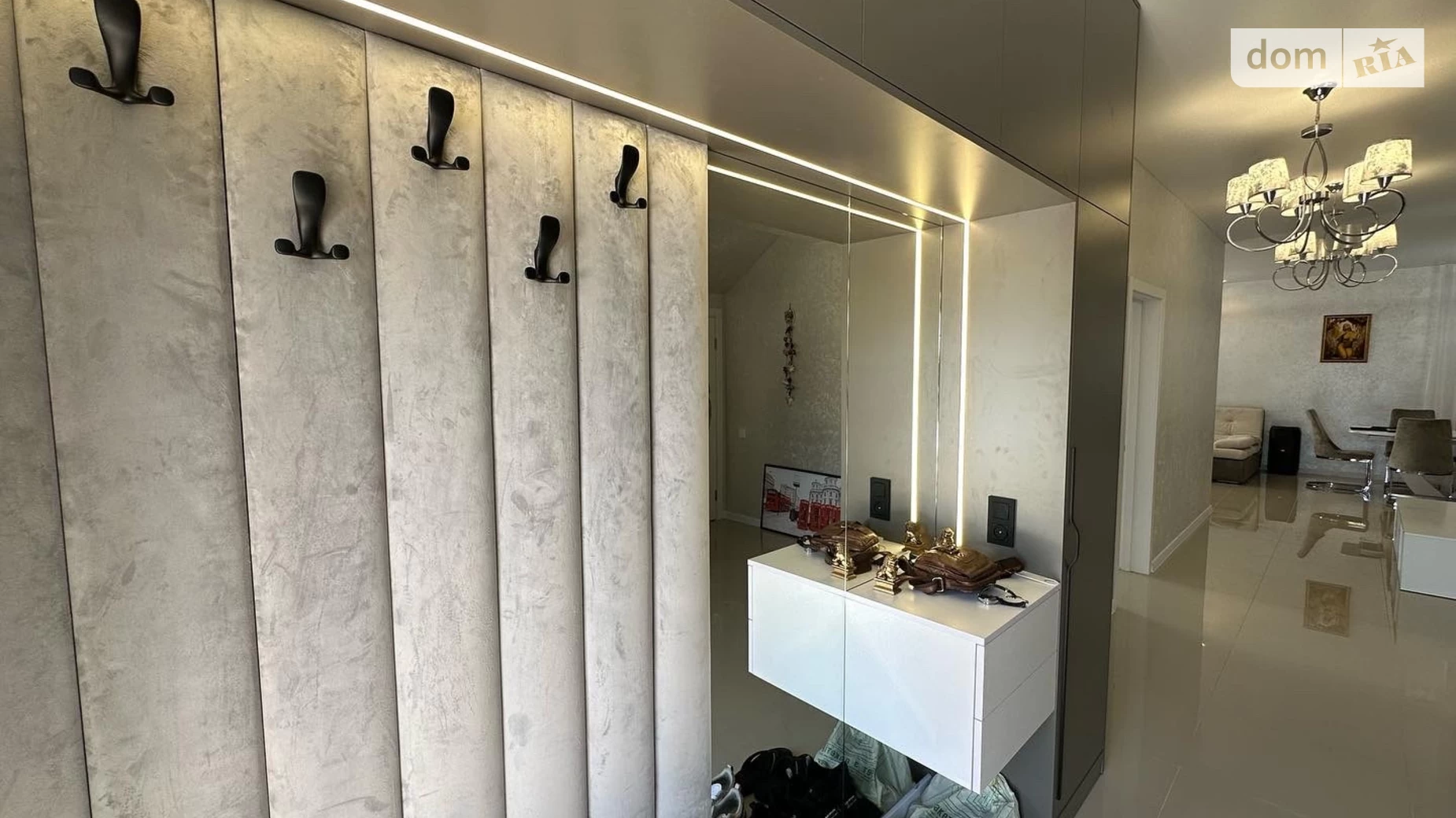 Продается дом на 2 этажа 180 кв. м с мансардой, цена: 142000 $ - фото 2