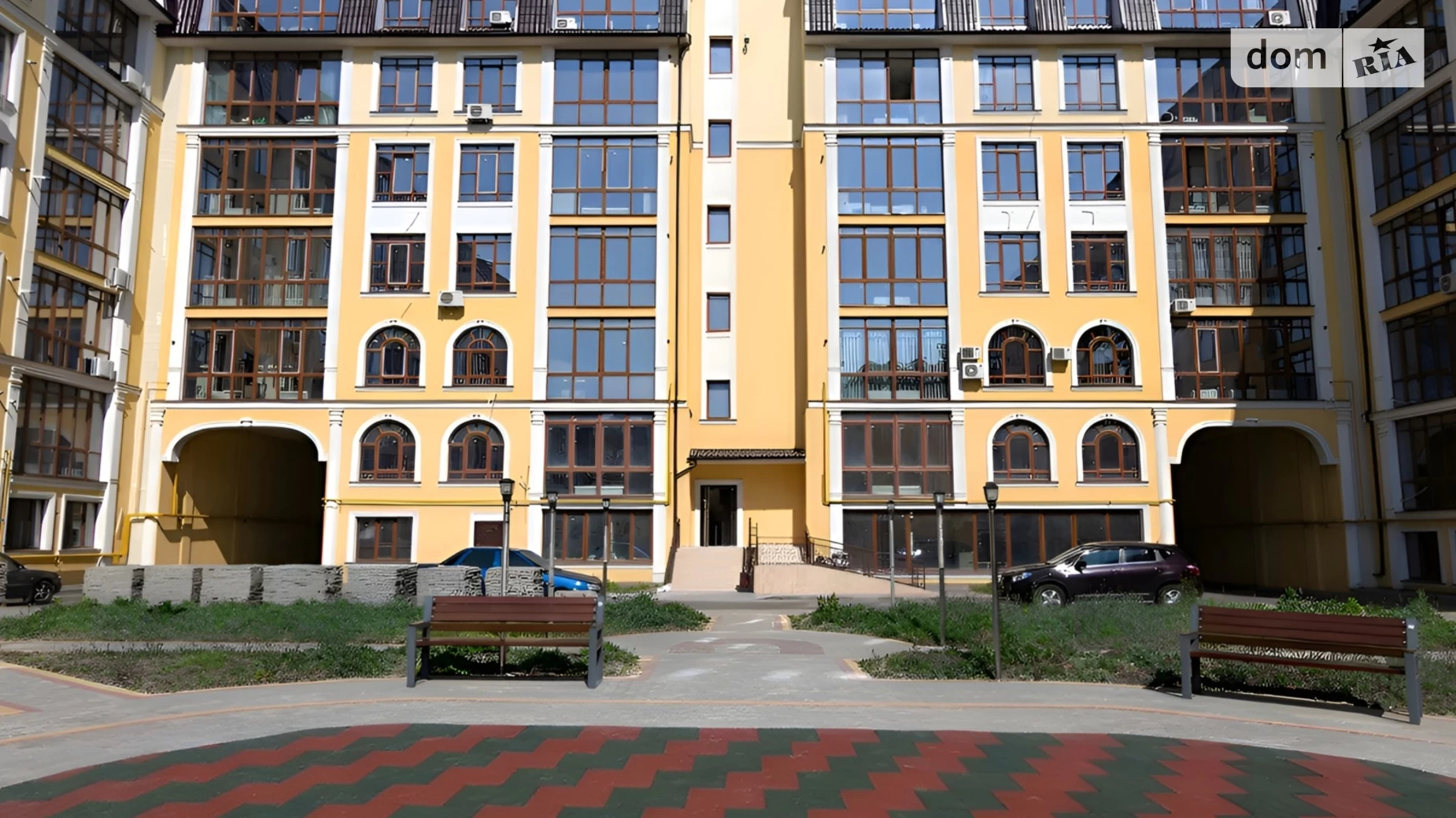 Продається 1-кімнатна квартира 44 кв. м у Одесі, вул. Дача Ковалевського, 121