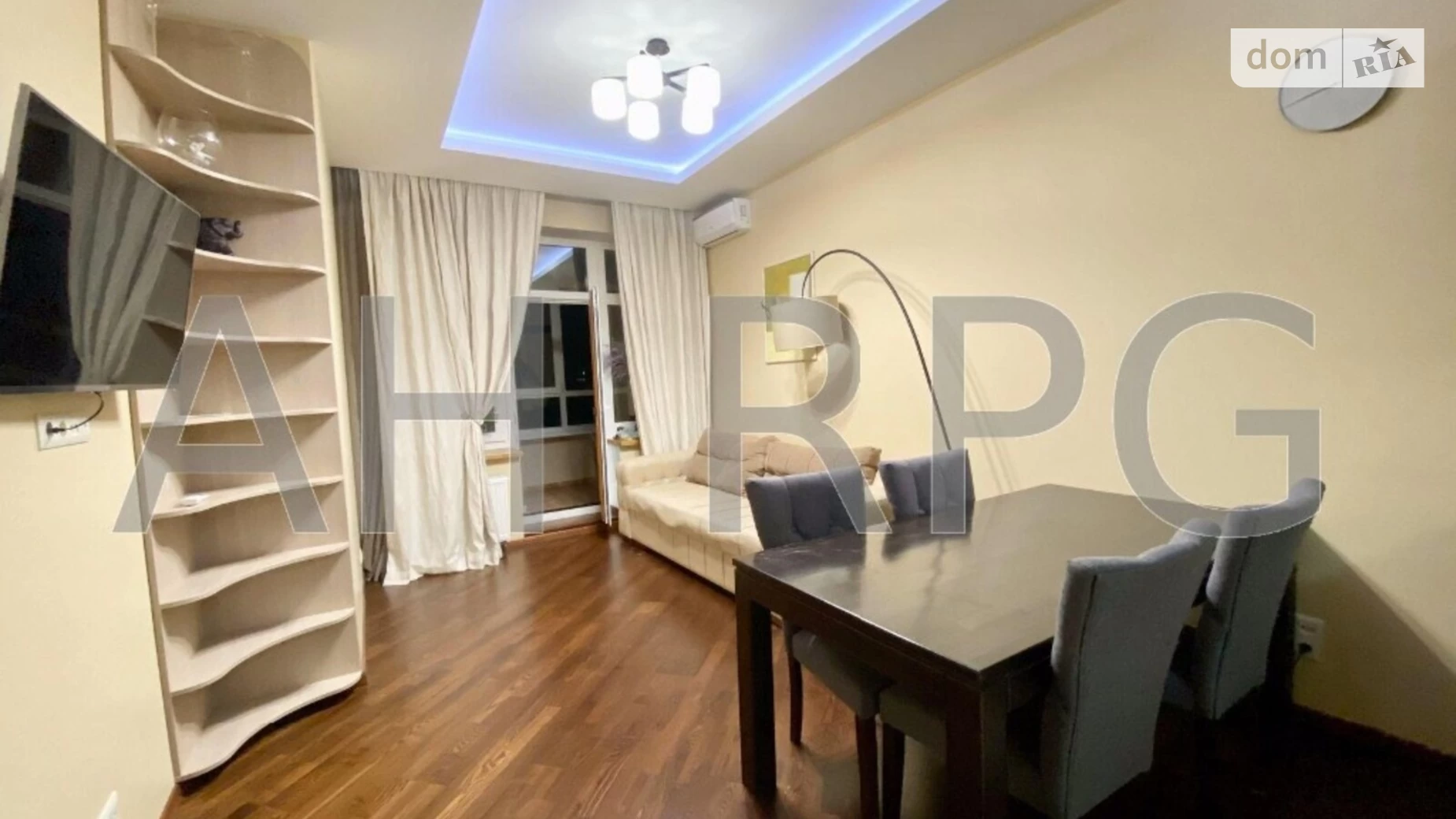 Продается 2-комнатная квартира 78 кв. м в Киеве, ул. Коновальца Евгения, 36В - фото 2
